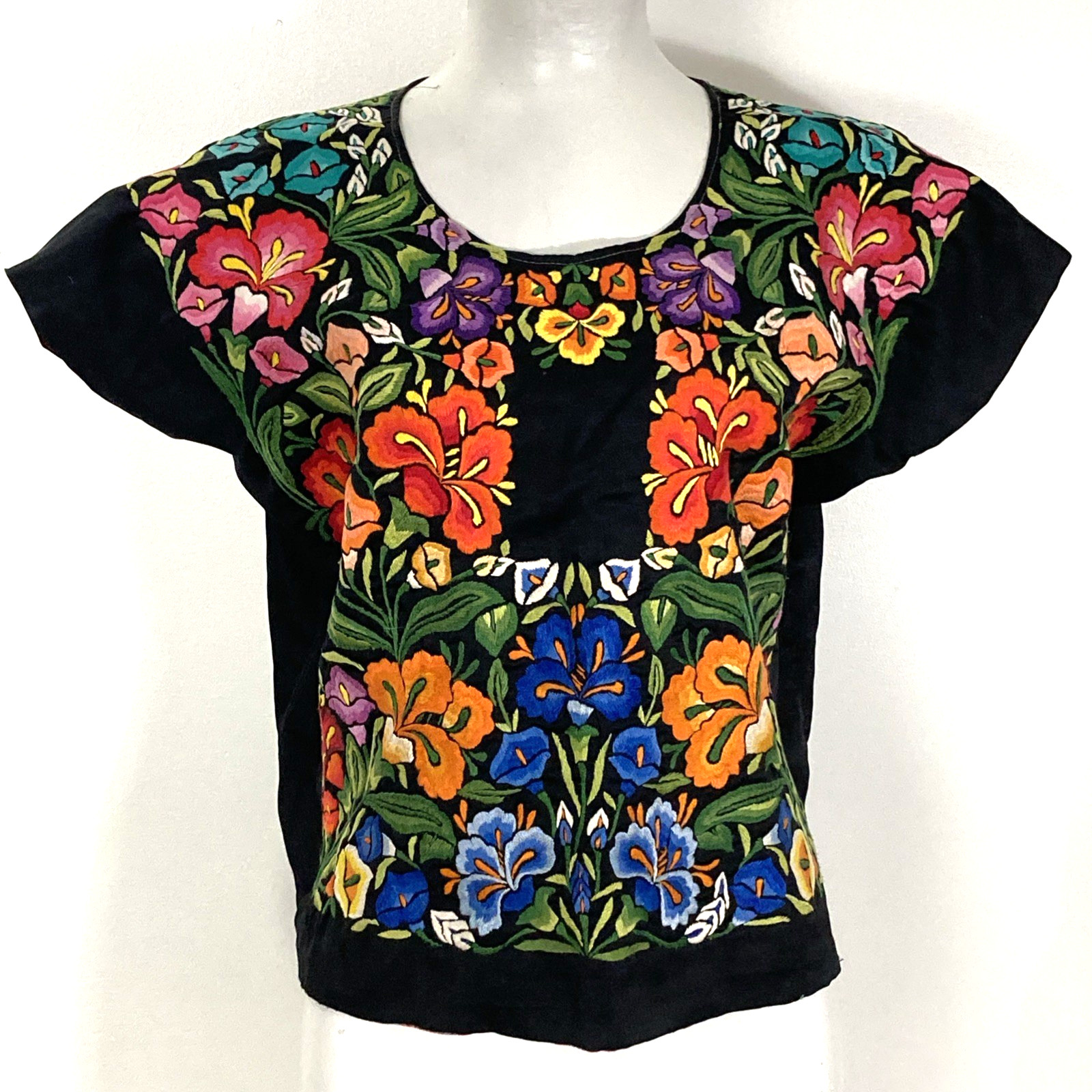 Vintage HAND EMBROIDERED Huipil De Oaxaca Mexican Black Floral Blouse Top L