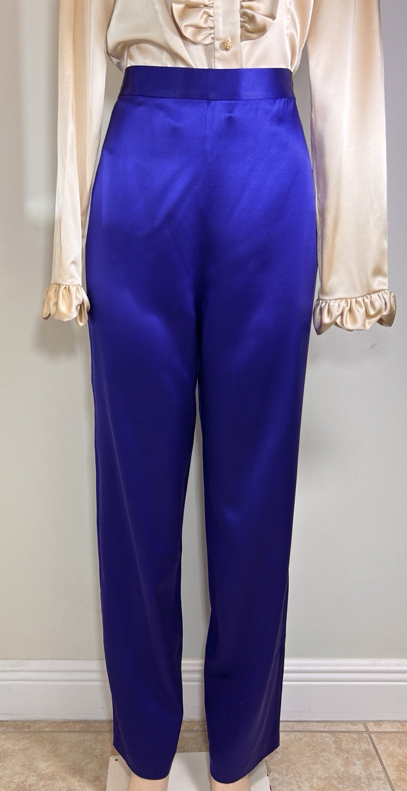 Vintage St John Evening Marie Gray 10 Purple 100% Silk Straight Leg Pants USA