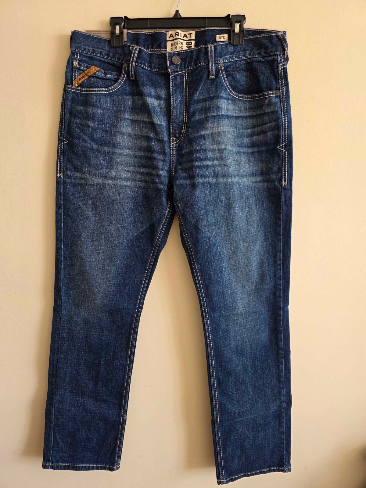 NWT - Ariat M8 Jeans Mens 38x32 STRETCH Modern Slim Leg - SMOKE FREE HOME