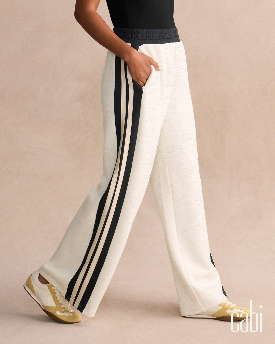NWT $139 Cabi Track Pant, Size Medium, Fall 2025 New Release, Style #5001