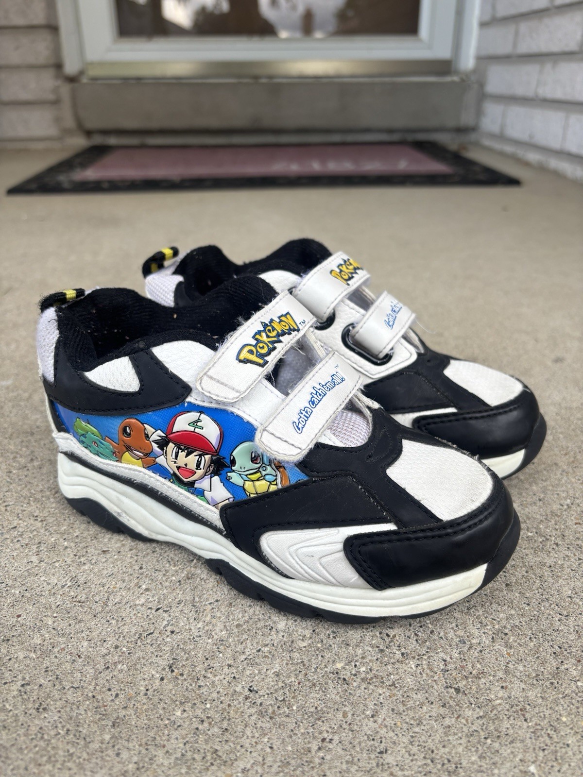 Rare Vintage Nintendo Pokemon Kids Shoes Size 13 Kids Ash Pikachu Starters