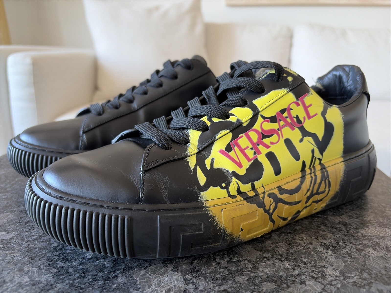 VERSACE Mens Medusa Greca Low Smiling Medusa Sneakers Low-Top Shoes Size 42 US 9