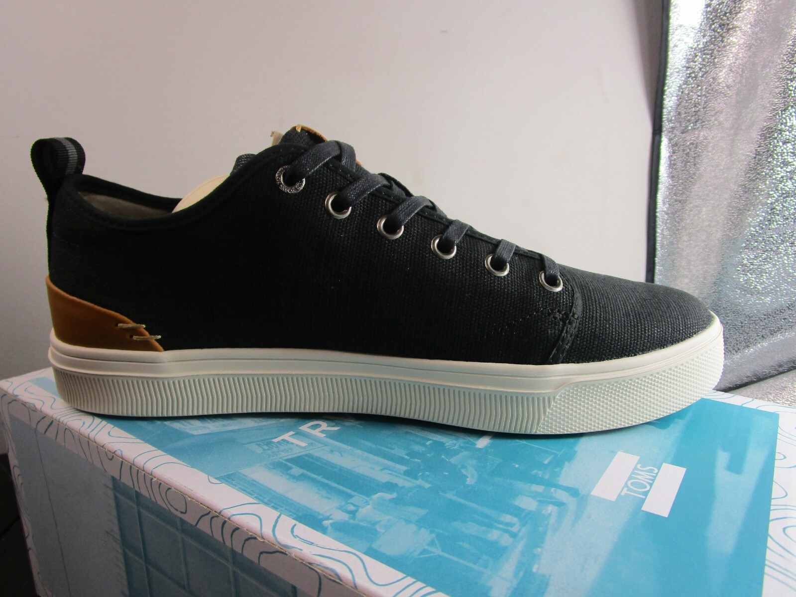 TOMS Trvl Lite 2.0 Sneaker men US size 10 Black heritage canvas 10013264