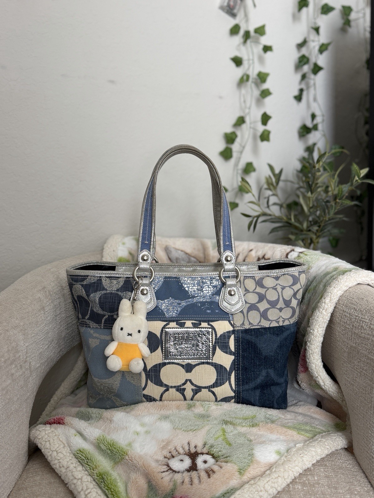 Authentic Y2K Coach Poppy Patchwork Tote Bag – Blue Denim & Metallic Silver