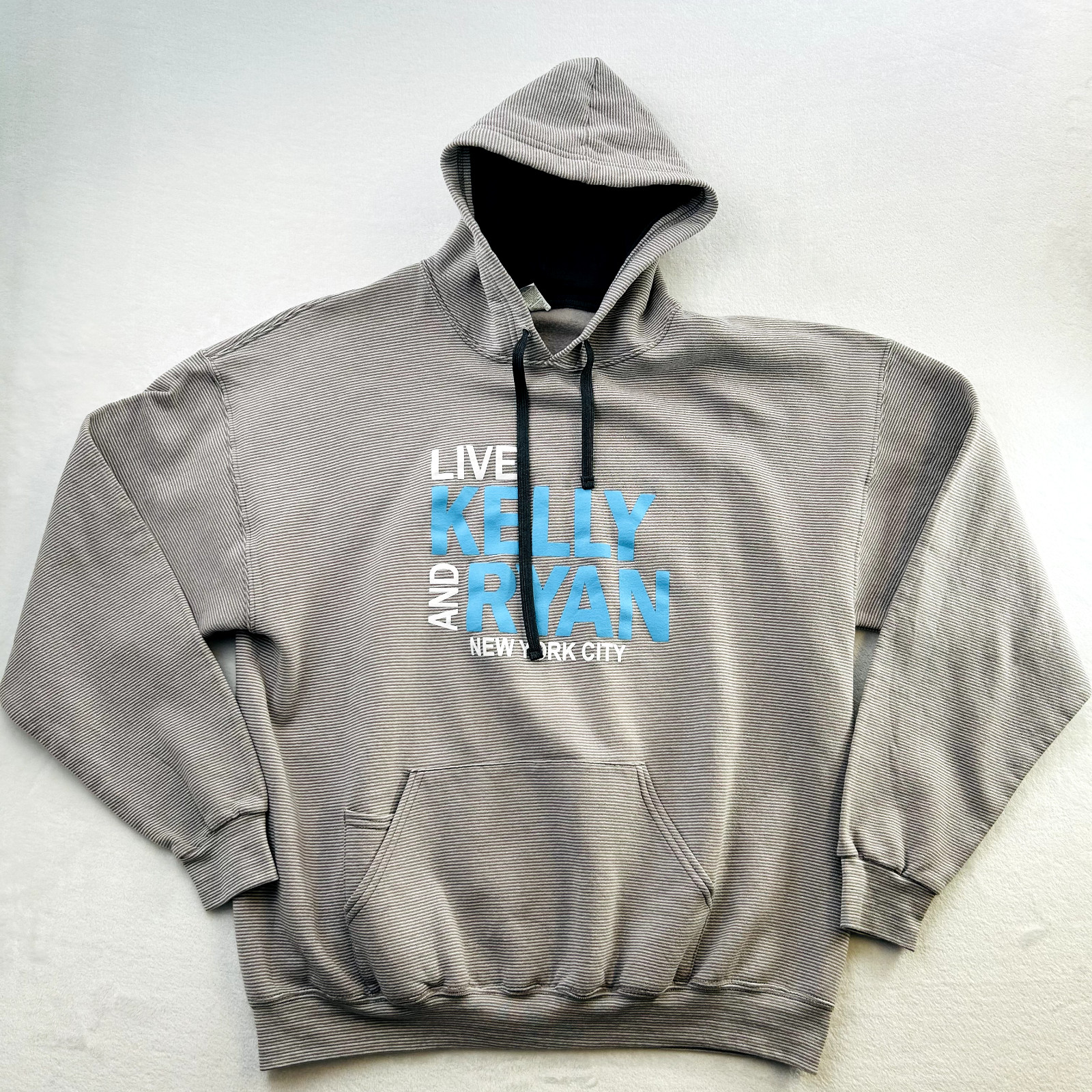 Live With Kelly And Ryan Sweater Adult Extra Large Gray TV NYC Sweatshirt Mens