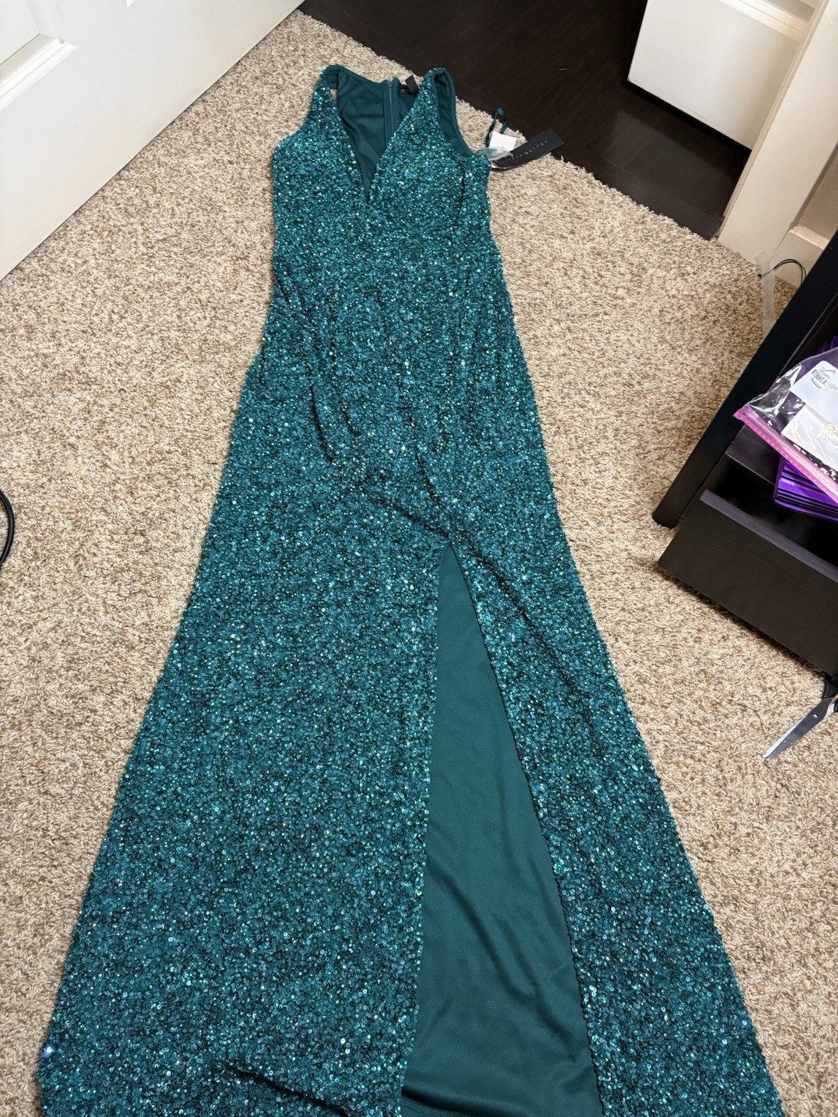 Aidan Mattox Dark Teal Sequin V-Neck Sleeveless Maxi Dress Womens 8 MD1E201831