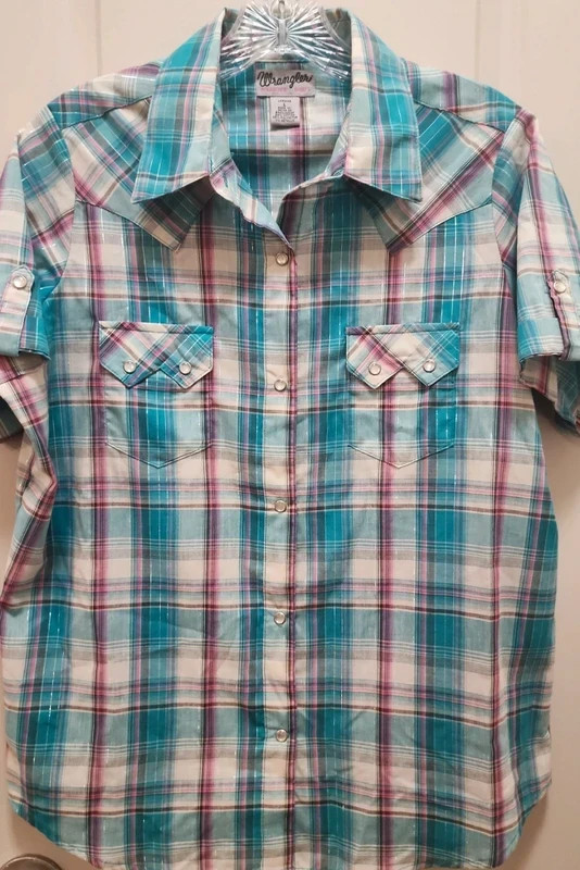 Women\'s Wrangler Wrancher pearl snap shirt, SZ LG, Western, Cowgirl, Trendy