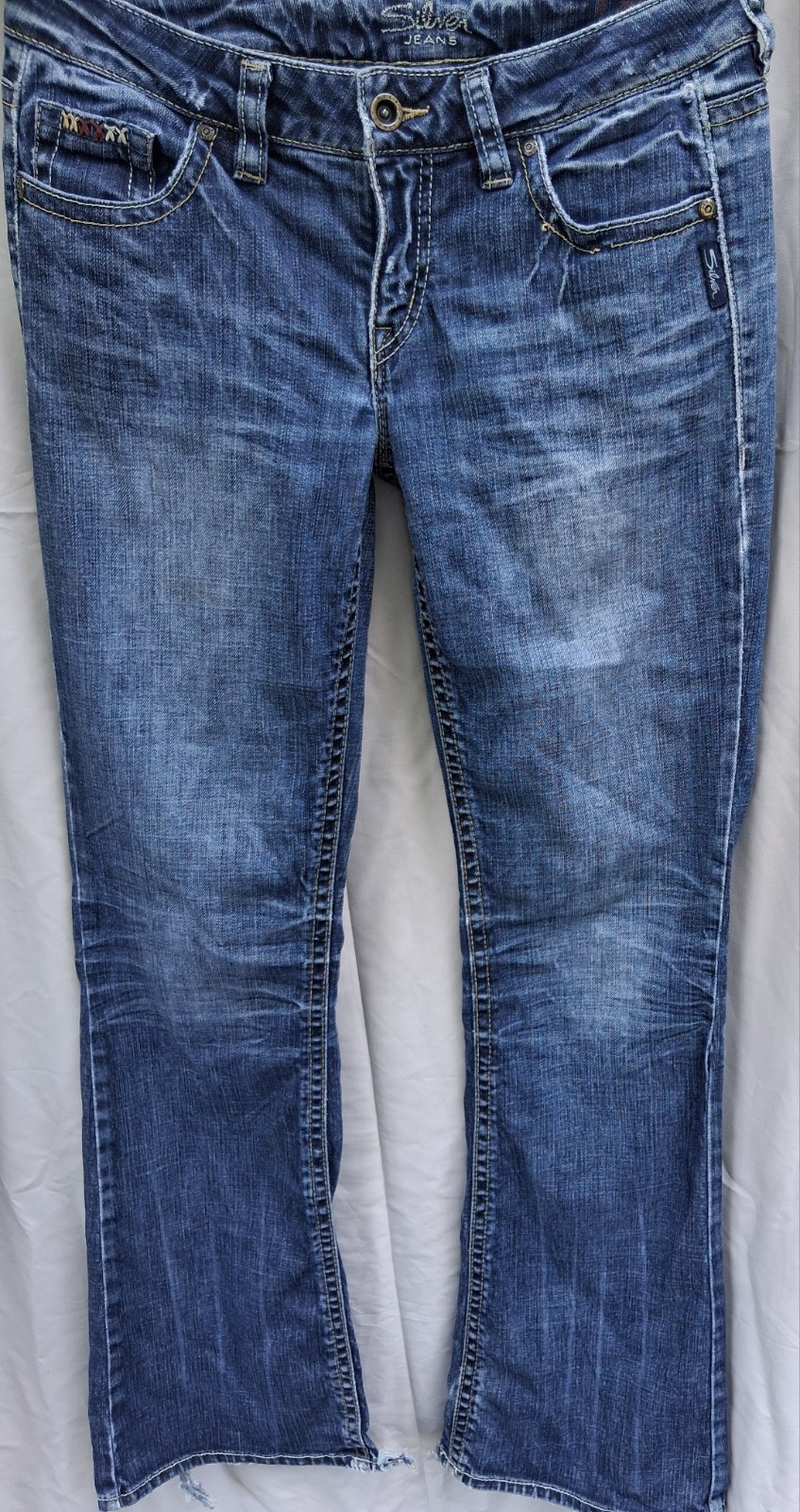 Silver Jeans Co. Lola Low Rise Bootcut Distressed Y2K Jeans
