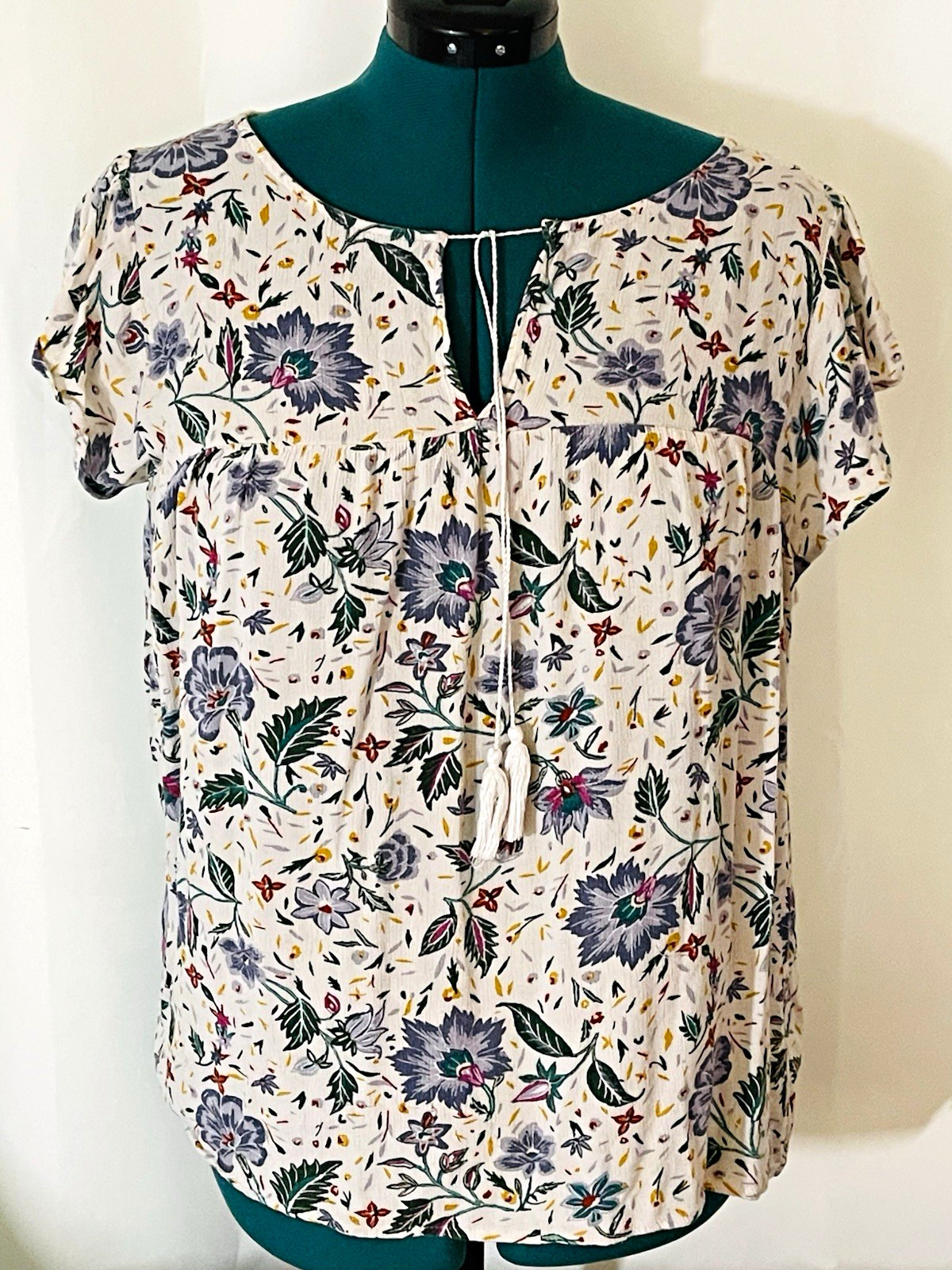 Old Navy Women\'s White Floral Tie-Neck Tassel Short Sleeve Blouse Top XL