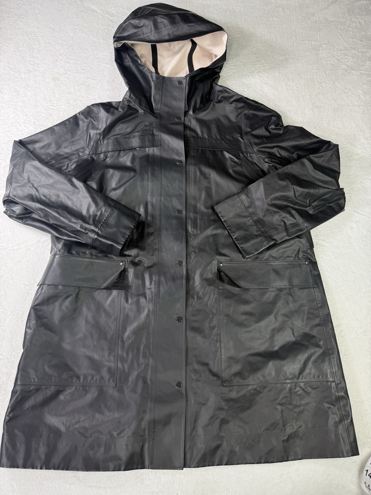 Lululemon Into the Drizzle Jacket Womens Size 12 Black Hooded Rain Jacket