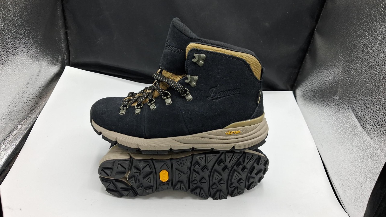 Danner - Mountain 600 4.5\