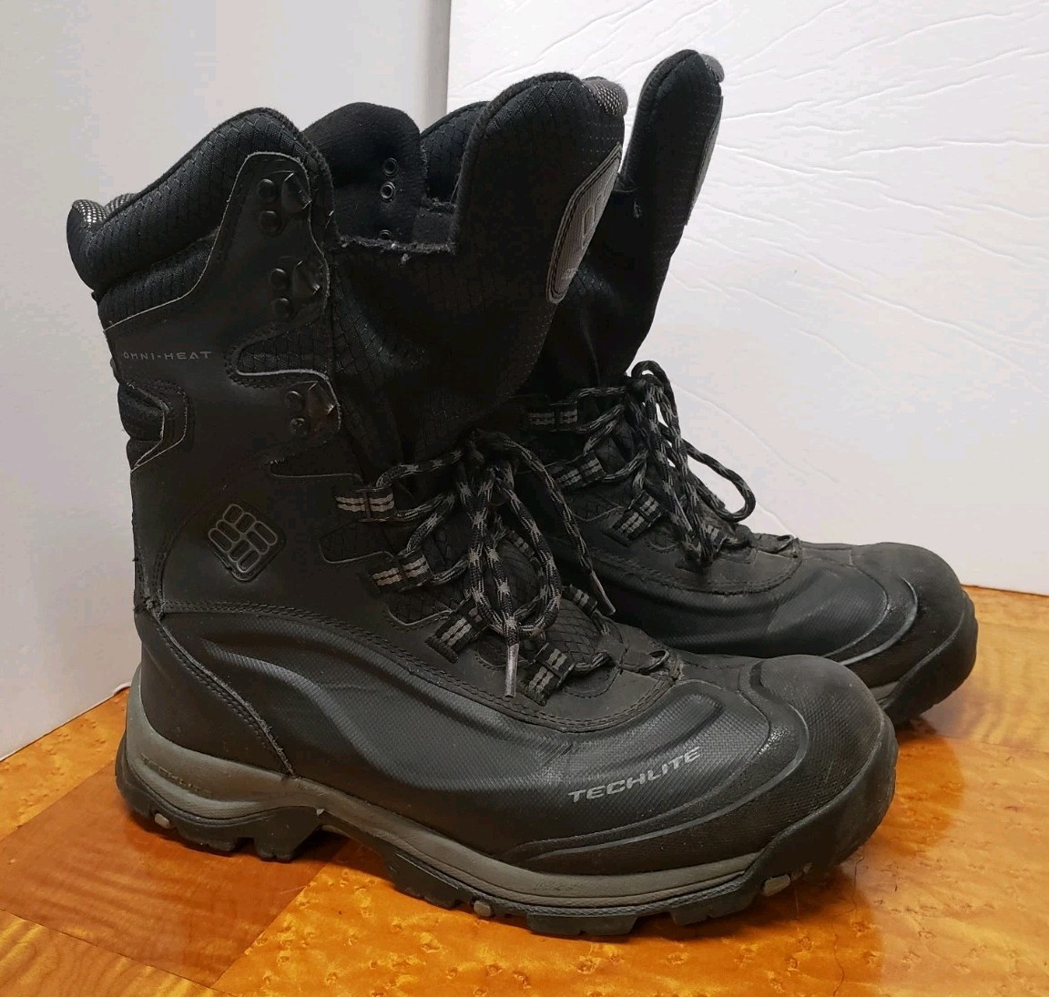 Mens 9.5 Columbia Techlite Omni-heat Snow Boots Black Waterproof 600 grams