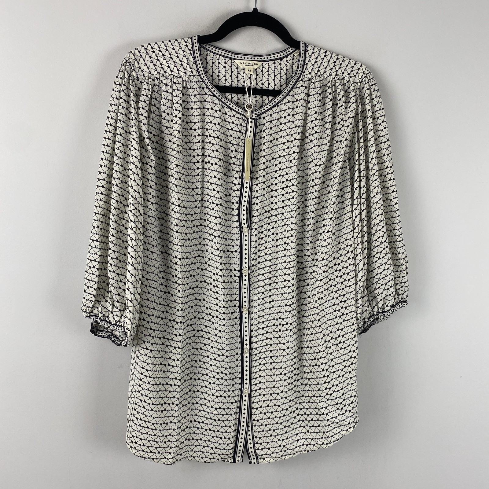 Max Studio Blouse Button Up Size 2X White Black 3/4 Sleeves