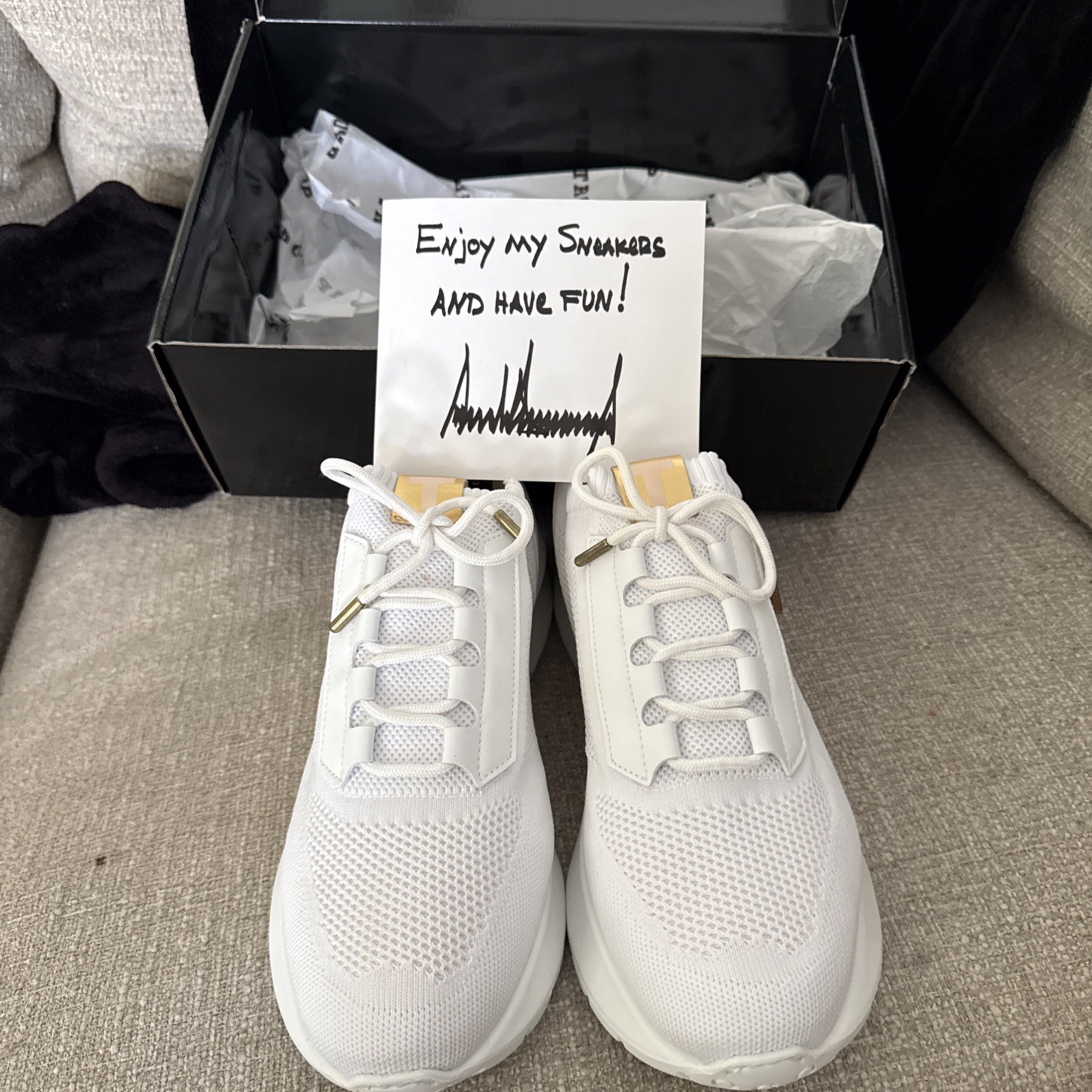 SZ 12 Trump Potus 45 White & Gold Wing Sneakers Shoes Limited Edition Merica NIB