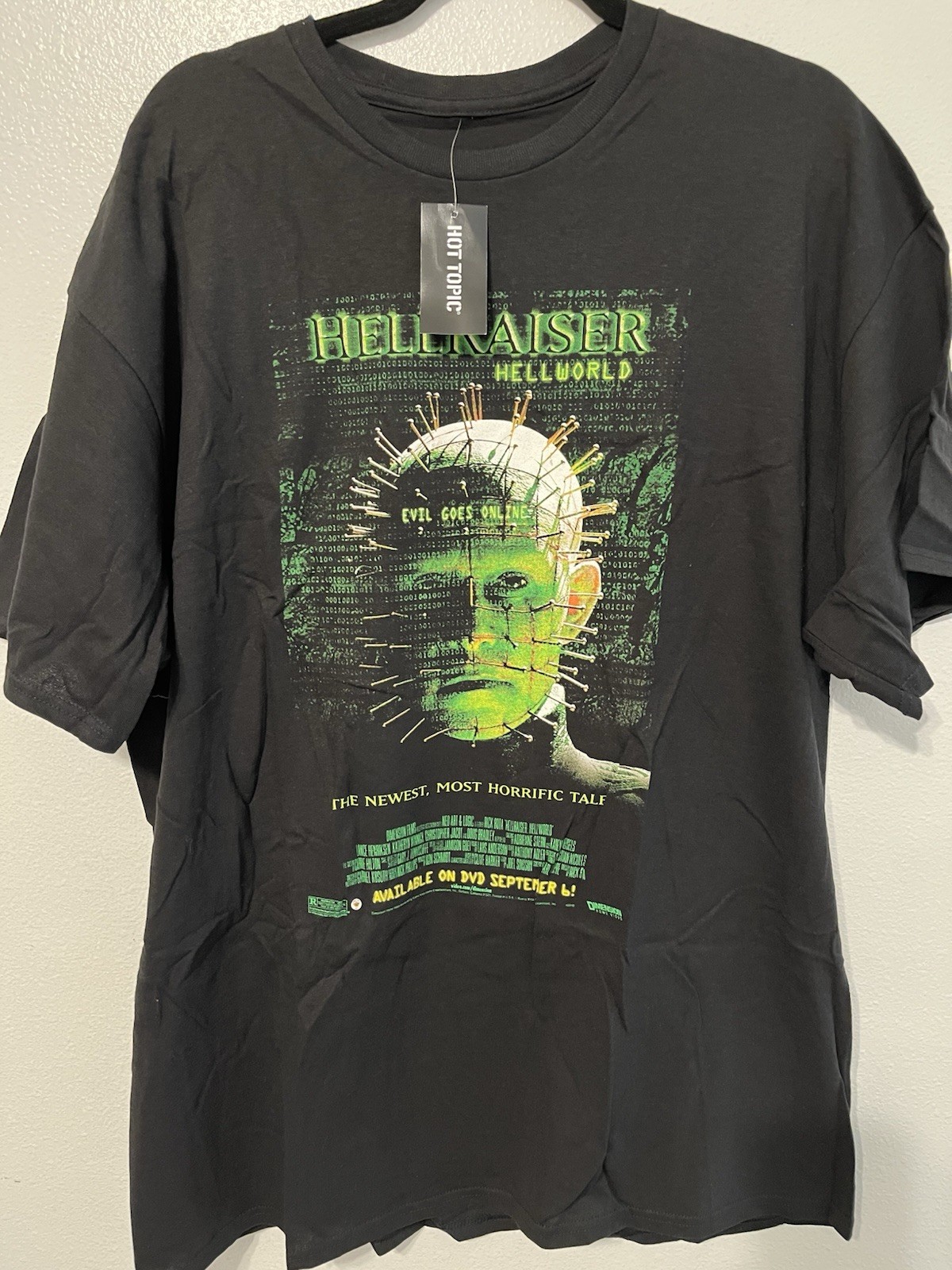 Hot Topic Black Men\'s XL Short Sleeve Cotton Pinhead Graphic Tee