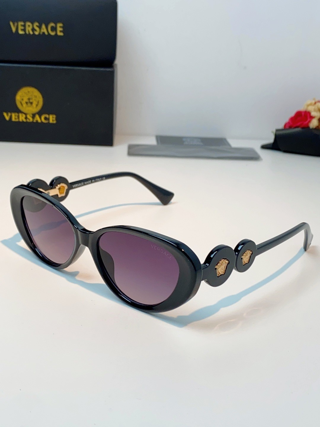 VERSACE Retro Oval Sunglasses Purple Gradient Lens VE4433 54-17-145