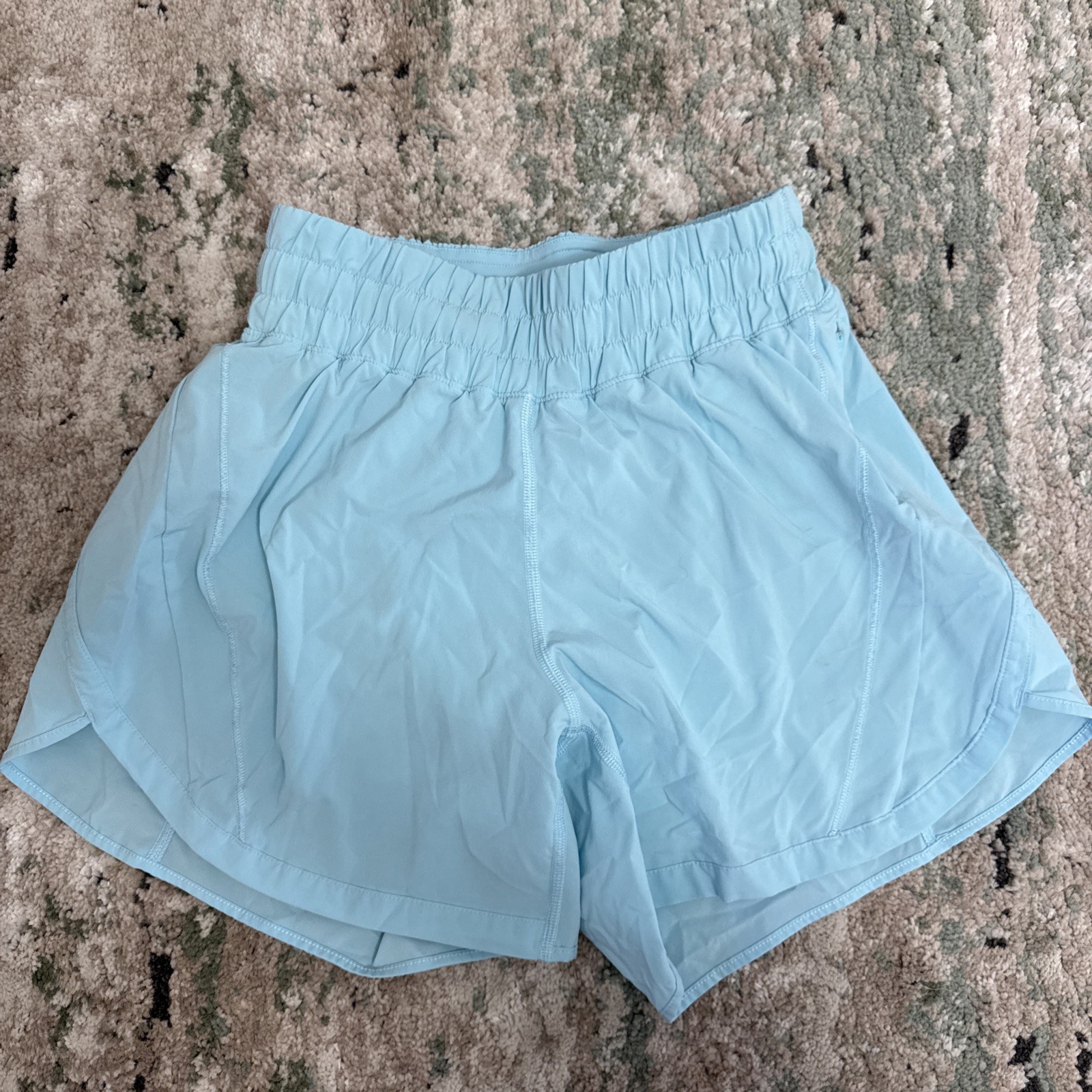 Women’s Lululemon Track That Mid-Rise Lined Short 5’’  Size 6 Icing Blue