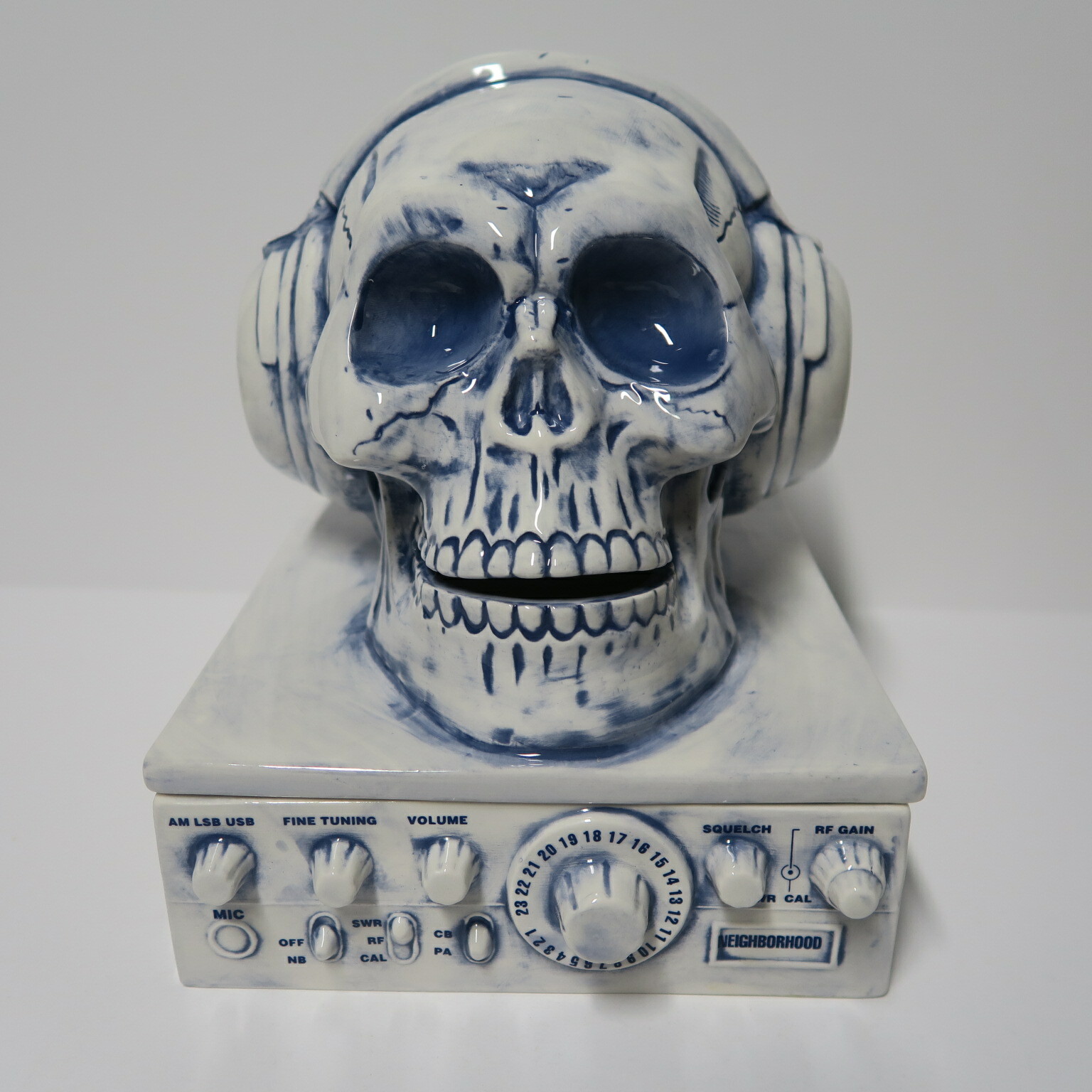 NEW RARE 2019 NEIGHBORHOOD BOOZE RADIO / CE-INCENSE CHAMBER BLUE 191AINH-AC01