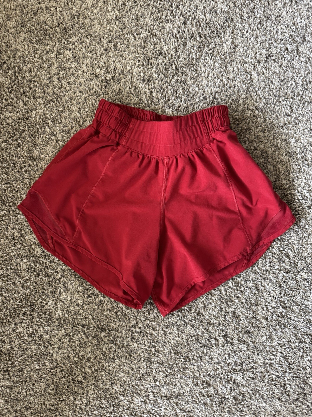 Lululemon Women’s Red Hotty Hot Shorts Juniors 0 Drawstring Lined