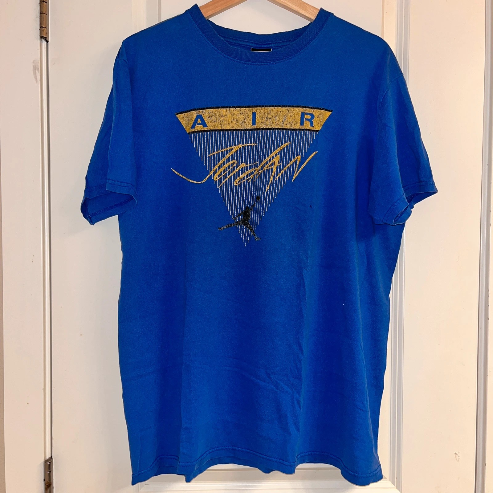 Vintage 90s/Y2K Nike Air Jordan Flight Tee - Distressed / Worn