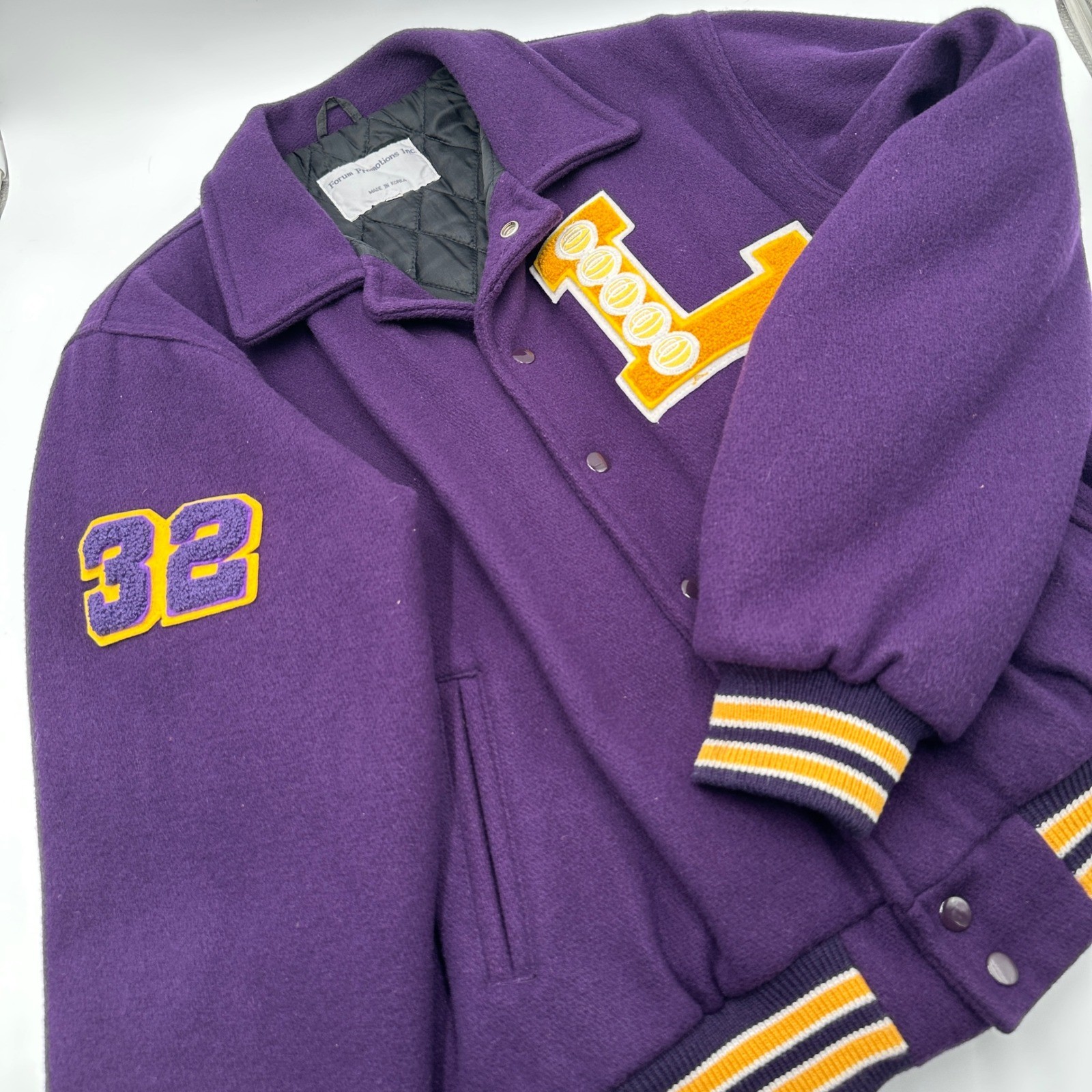 Vintage LA Lakers Magic Johnson 32 Forum Promotions Varsity Jacket MED Korea