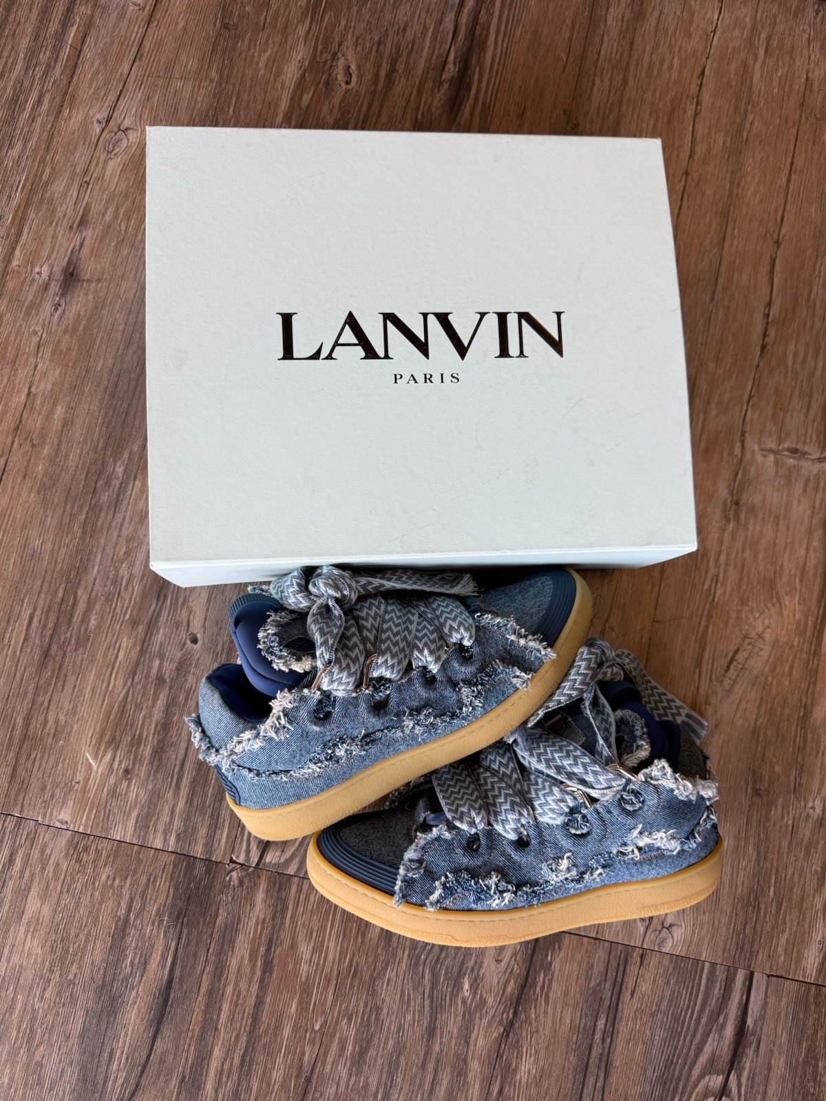 Lanvin Curb Men\'s Denim Fringe Lace-Up Sneakers Blue/Beige  EU 45