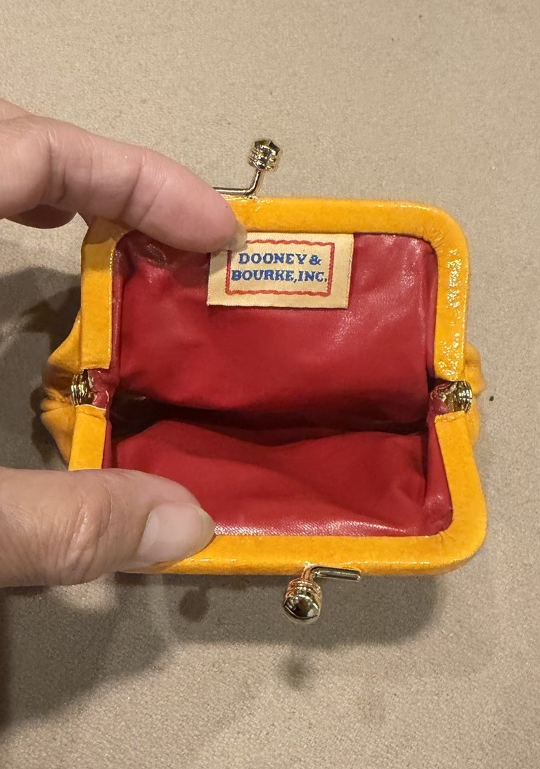 Vintage Cute Dooney and Bourke Orange Patent Leather Kisslock Pouch-SEE PHOTOS