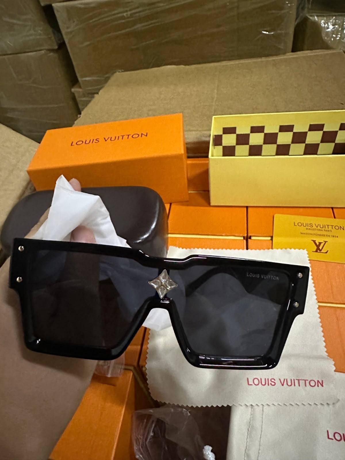 Louis Vuitton Cyclone Z1578E Shield Sunglasses Black Frame Crystal Logo New in B