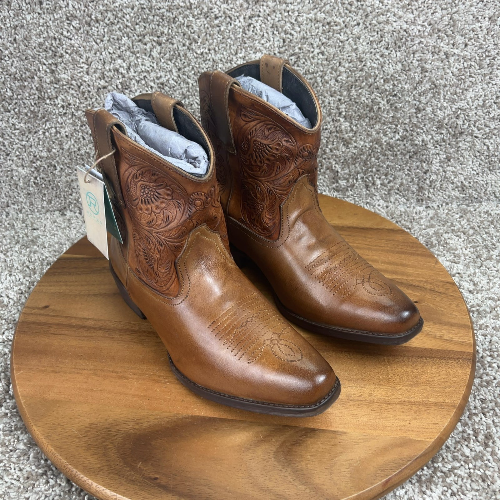 Roper Women\'s Size 9 Dusty Tooled Tan Leather Snip Toe Ankle Boots Brown NEW