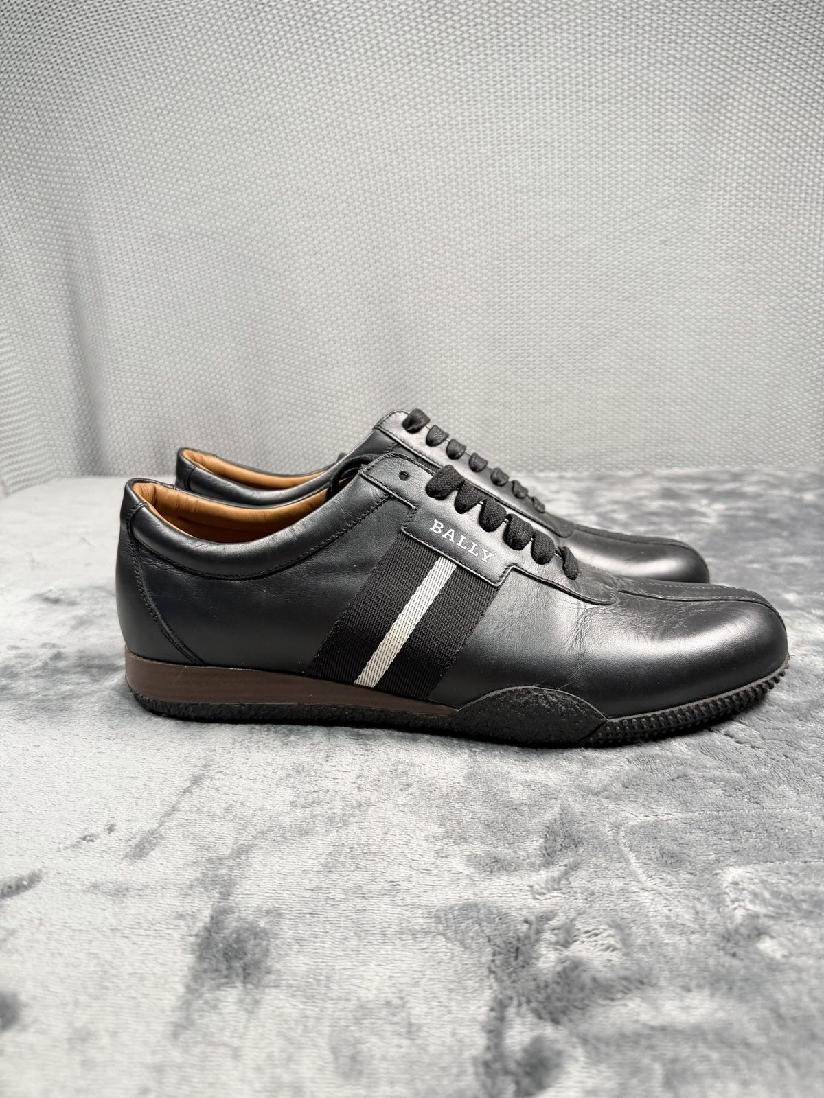 Bally FRENZ-NEW Shoes Mens Size 11 Black Leather Striped Casual Sneakers 627703