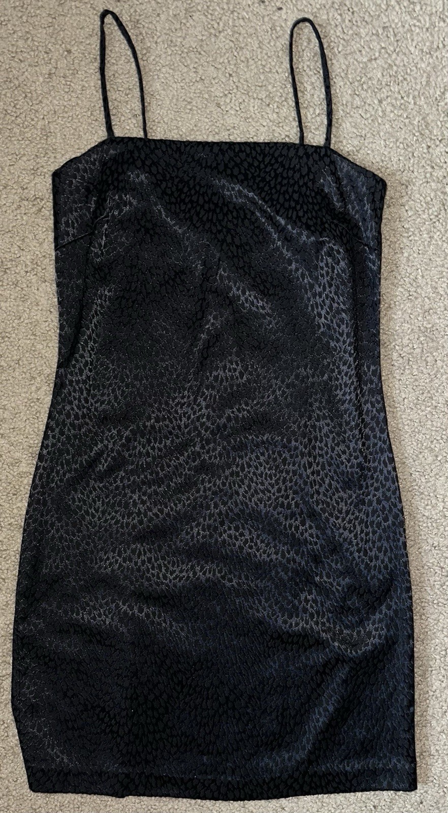 vintage 1990s/Y2K-era black jacquard mini dress. Size 5 (medium 30\