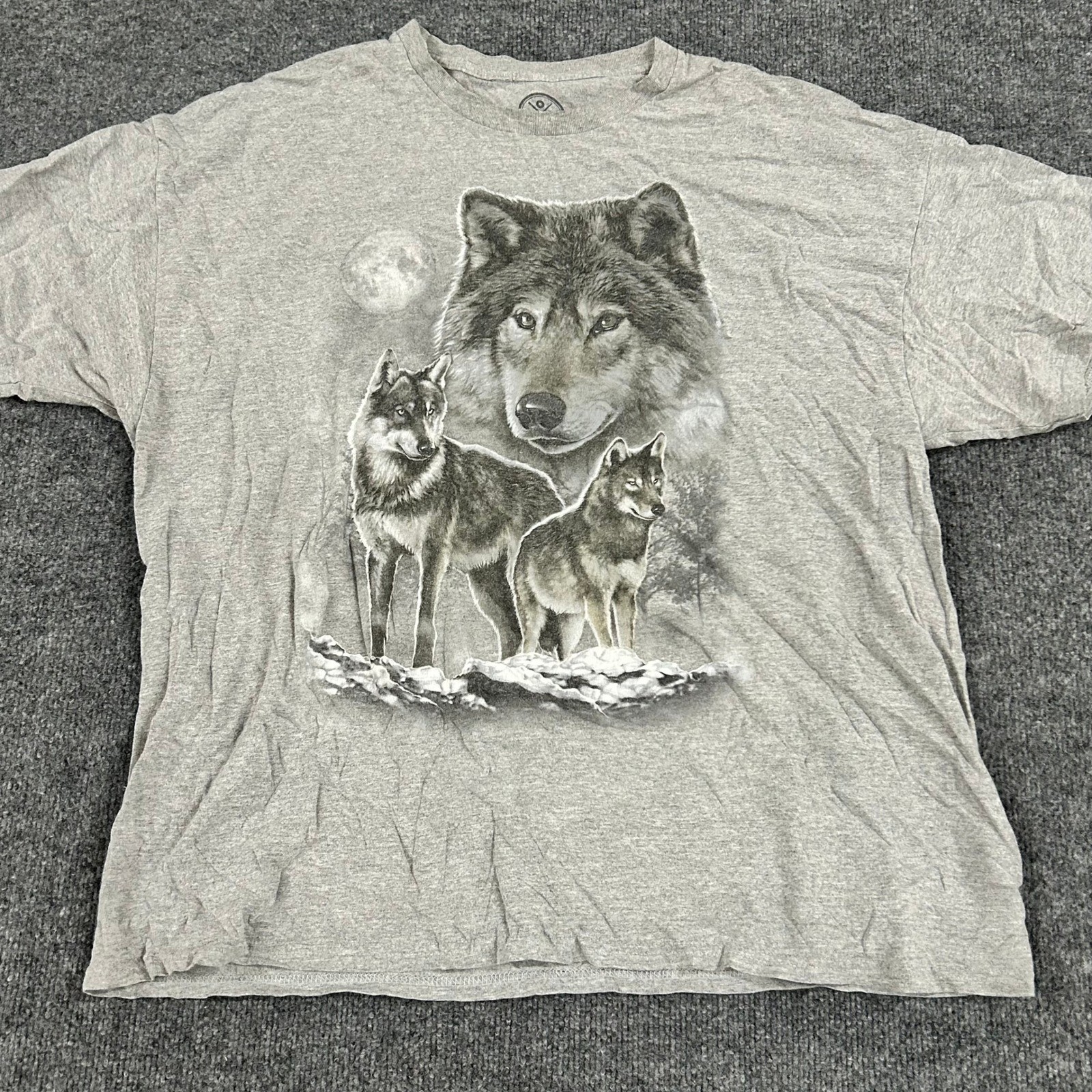 DOM T-Shirt Mens Size 2XL Gray Wolf Graphic Nature Short Sleeve Crewneck Tee
