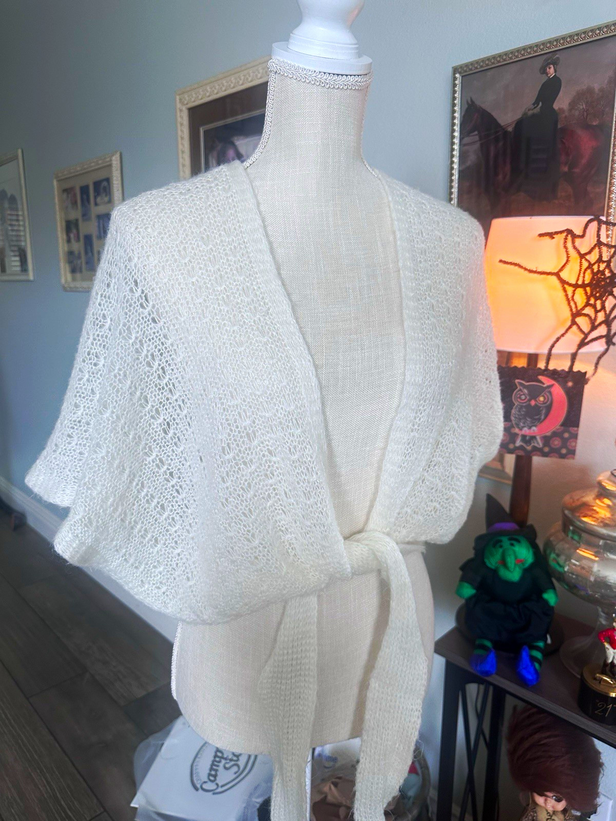 VTG 70s The Specialty House Cropped Shrug Open Knit White Tie Front Bolero Cardi