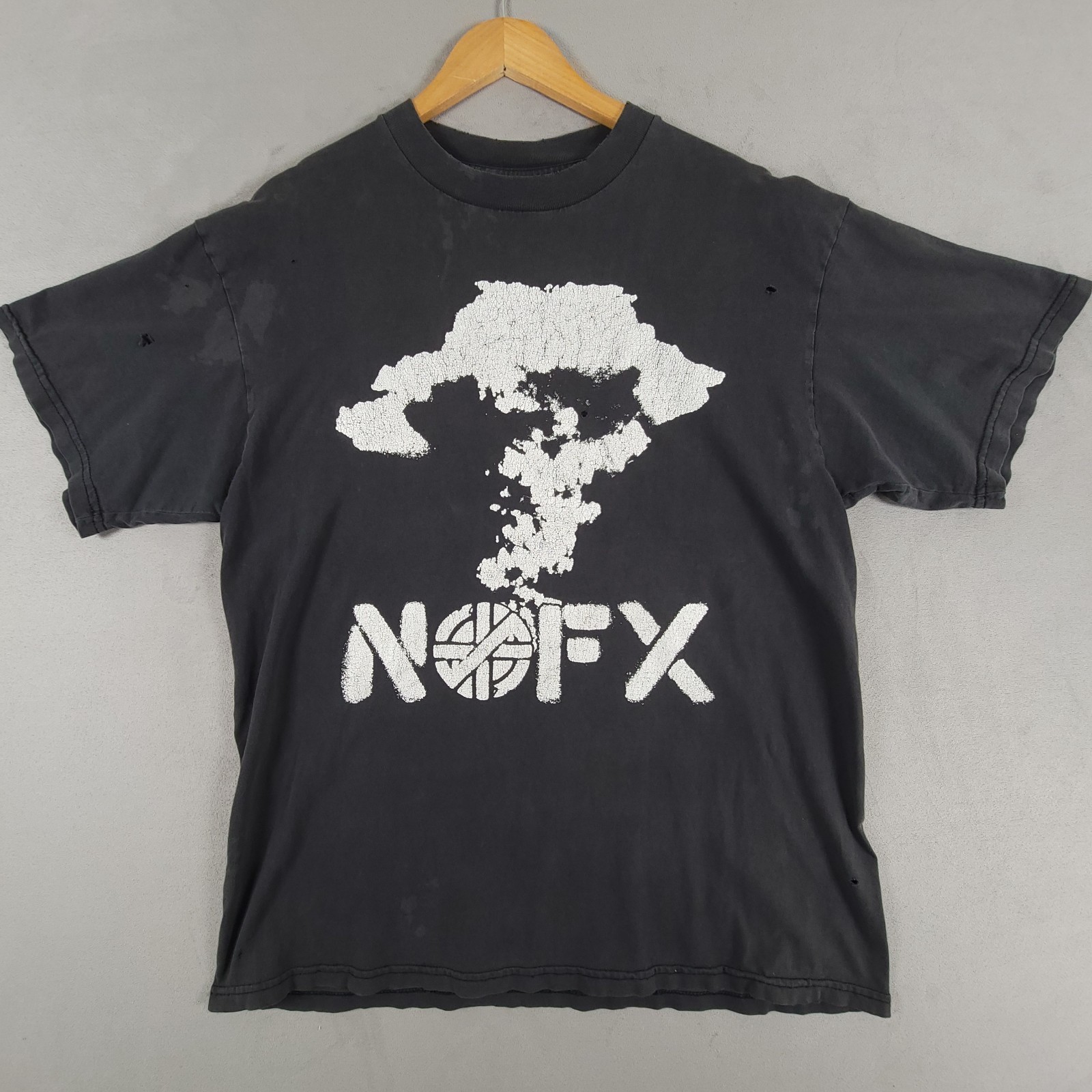 Vtg 1990s NOFX Exploding Brain T-Shirt Faded Black XL Tultex Punk Rock Thrashed