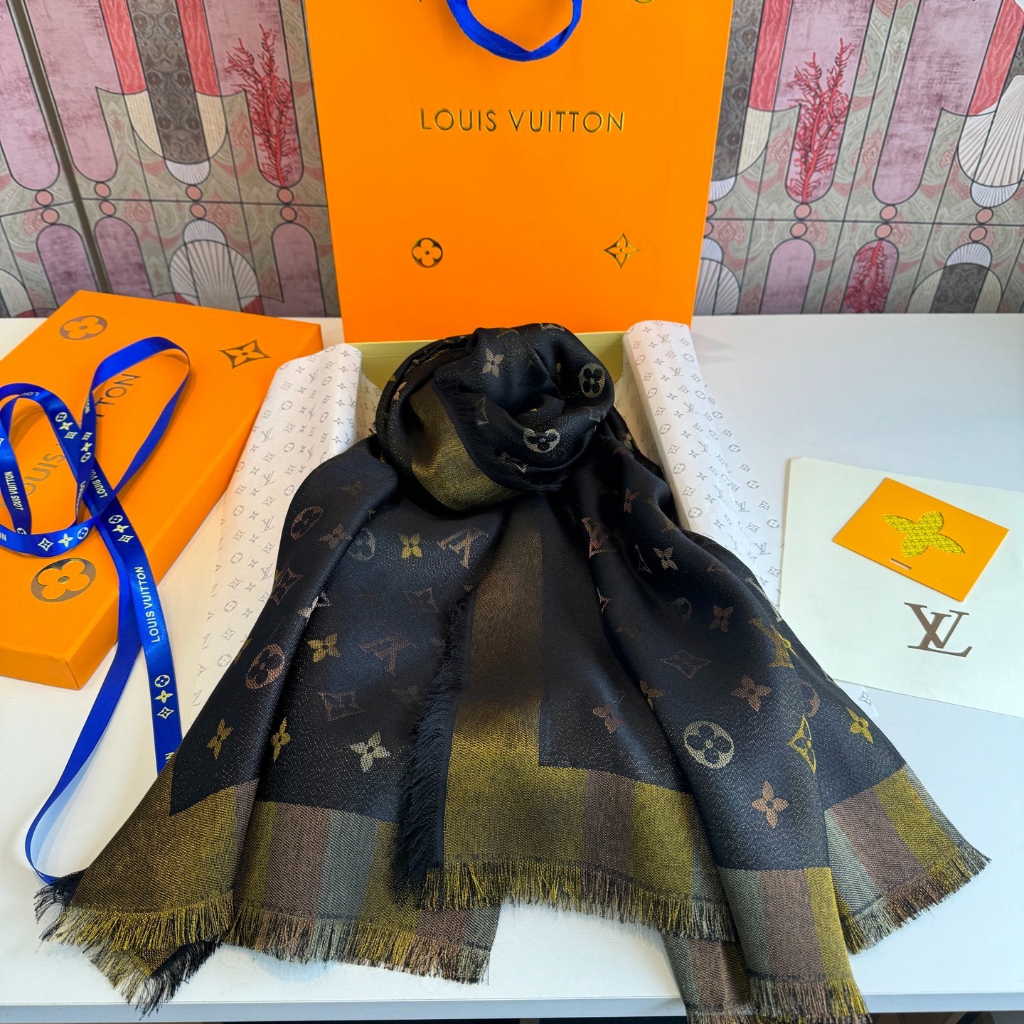 LOUIS VUITTON So Shine Monogram Shawl Scarf Black Gold 140x140cm 76337