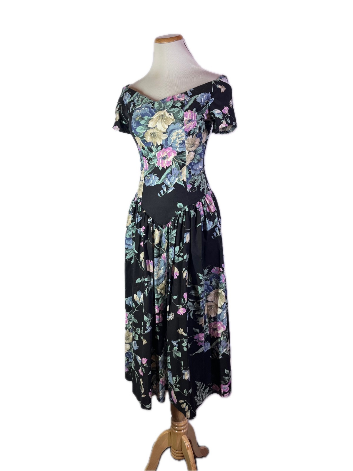 Vintage 1980s Byer Too Size 5 Black Floral Tea Dress Off-the-Shoulder V-Waist