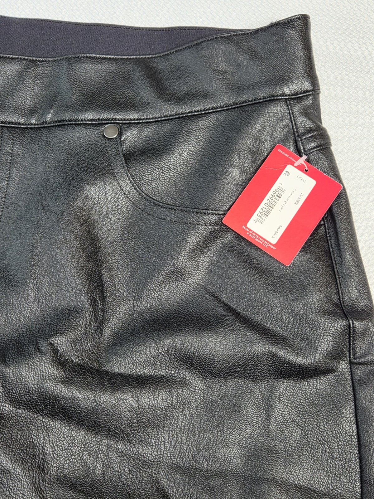 NWT SPANX Large Women\'s Slim Straight Luxe Black Leather Look Pull On Pants