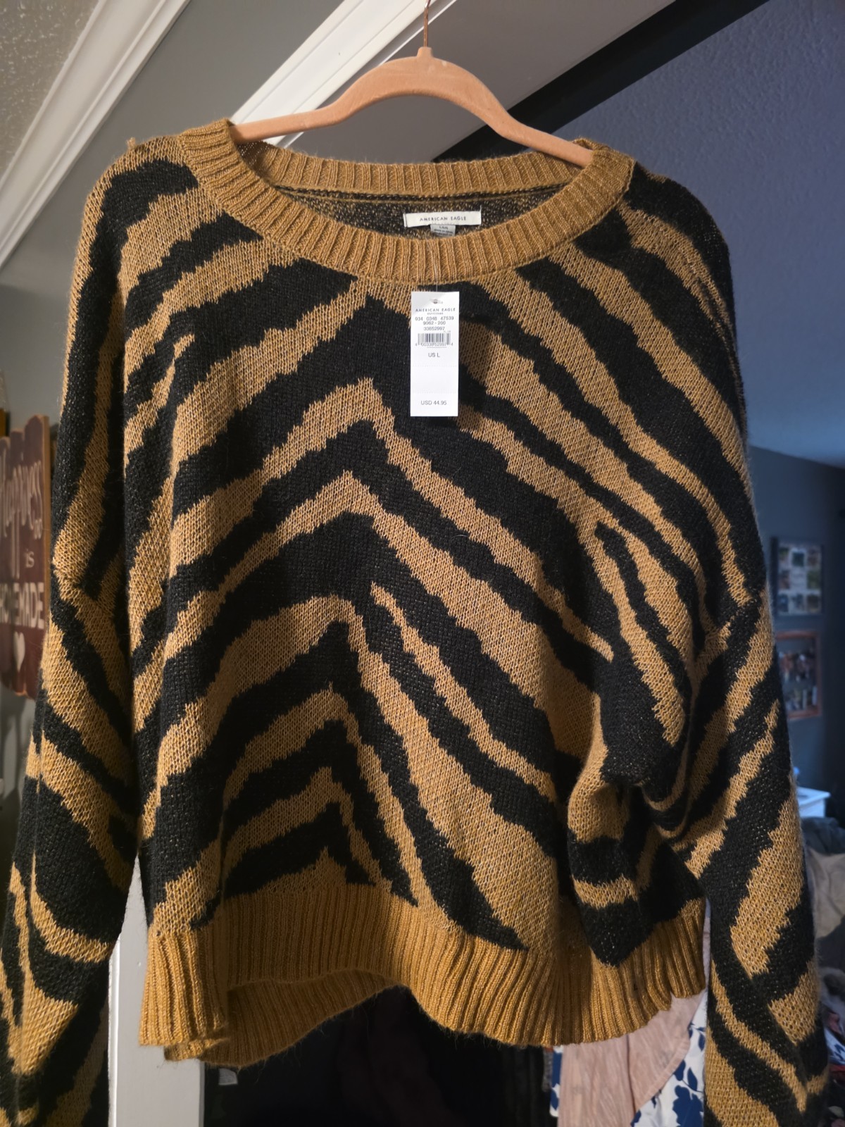 womens american eagle sweater large