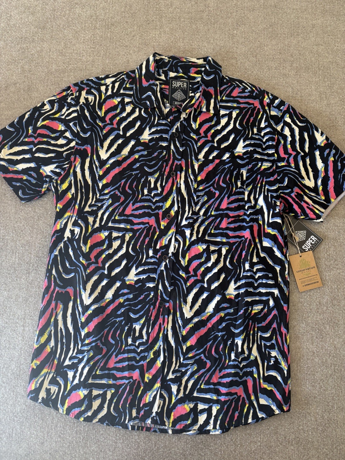 Super Massive Men’s Medium Abstract Zebra Print Button Down Shirt NWT Retro