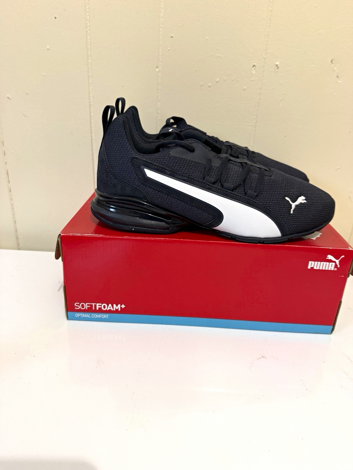 PUMA Axelion NXT Camo Men’s Black/White Low Top Lace-Up Knit Sneakers