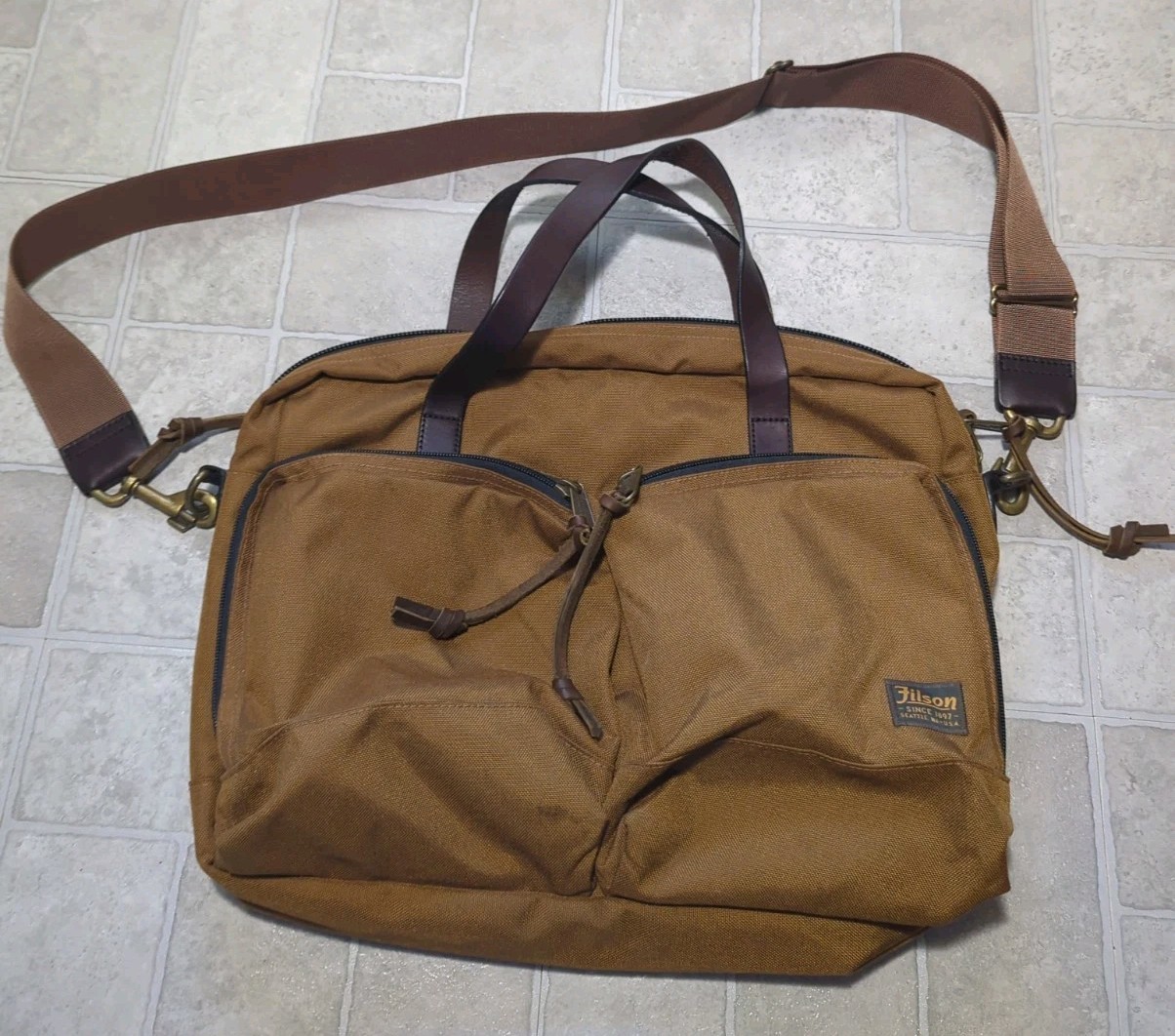 Filson Dryden Briefcase Messenger Computer Bag