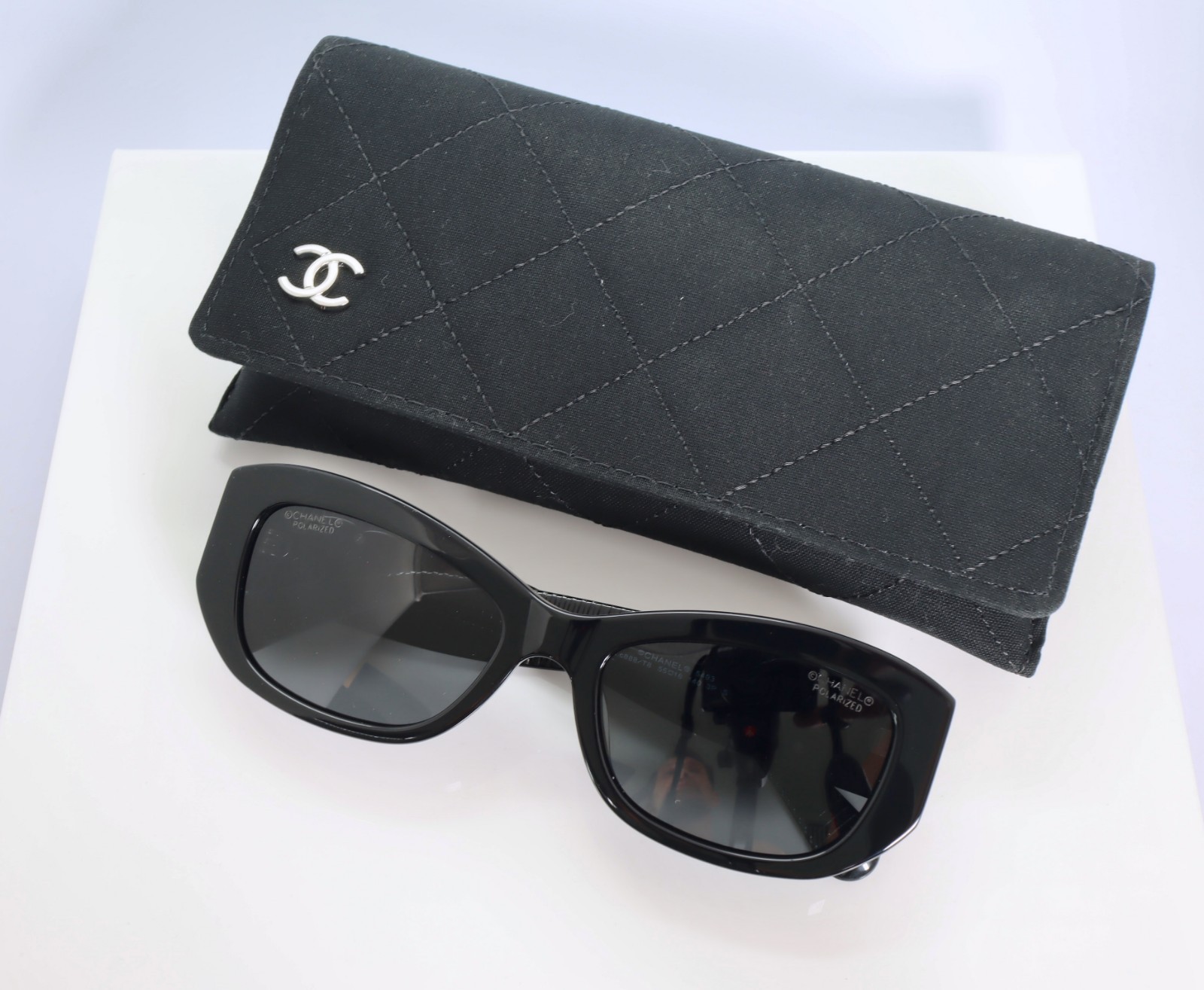 Chanel CH5493 55mm Rectangle Sunglasses in Black w. Polarized Gray Lens