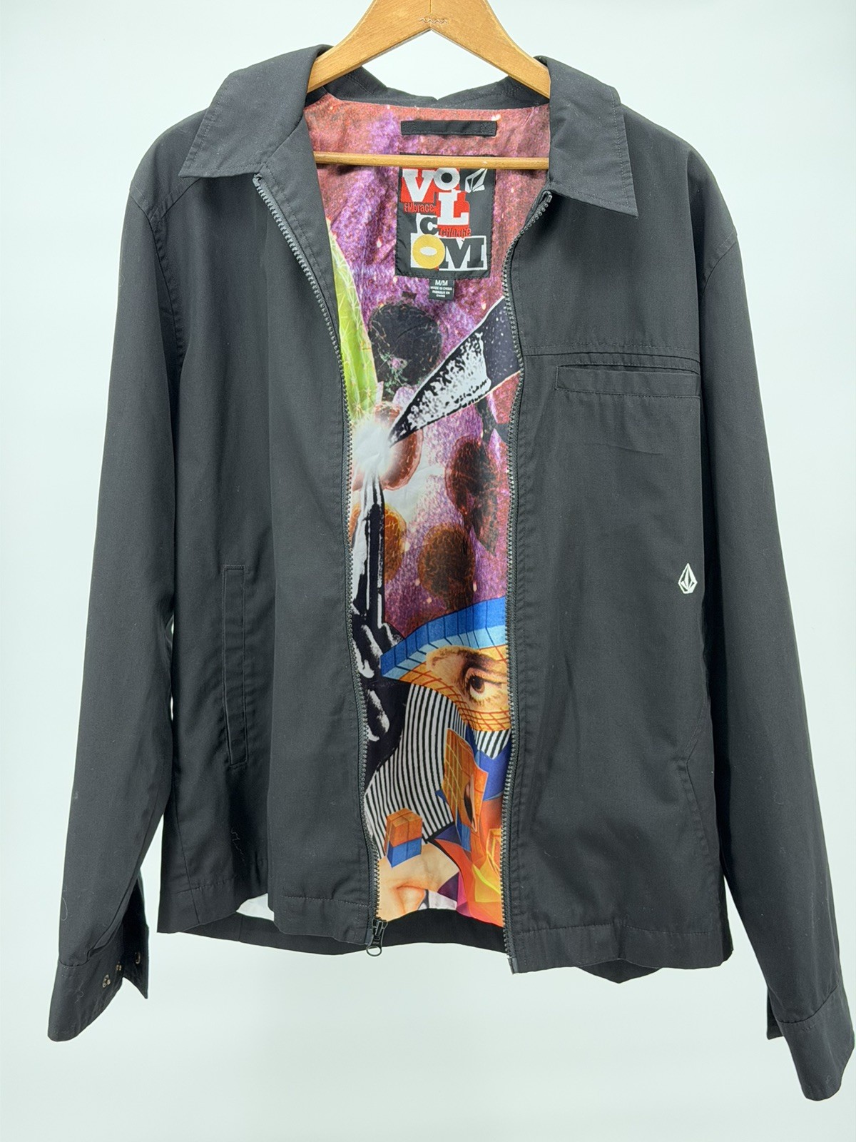 Y2K Volcom Surrealist VTG Streetwear Black Skating Jacket Size M  RARE