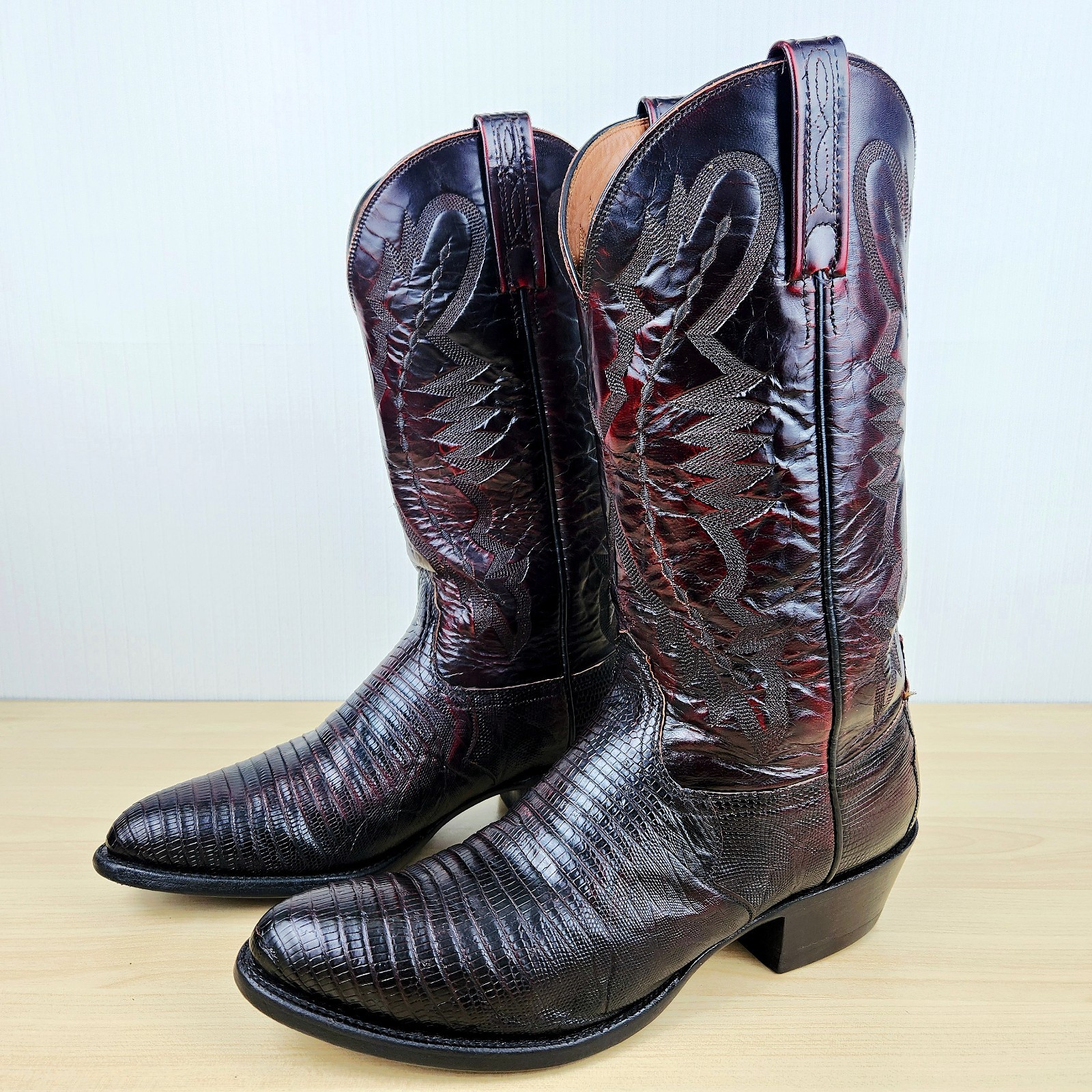 Vintage Lucchese 2000 Black Cherry Teju Lizard Cowboy Boots Size 10 EE -T3110