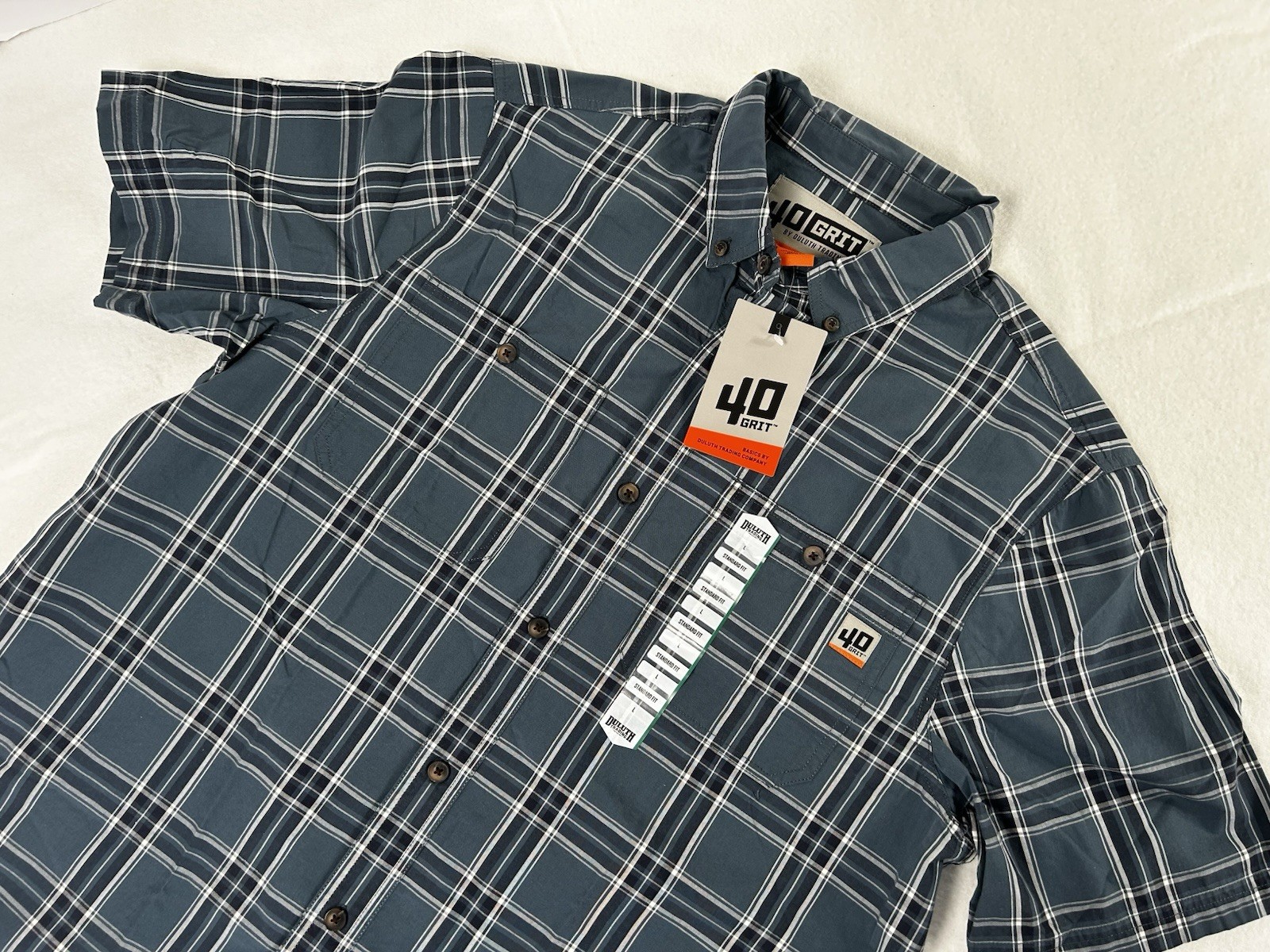 NWT 40 Grit Duluth Trading Men\'s Large Plaid Button Down Short Sleeve Shirt