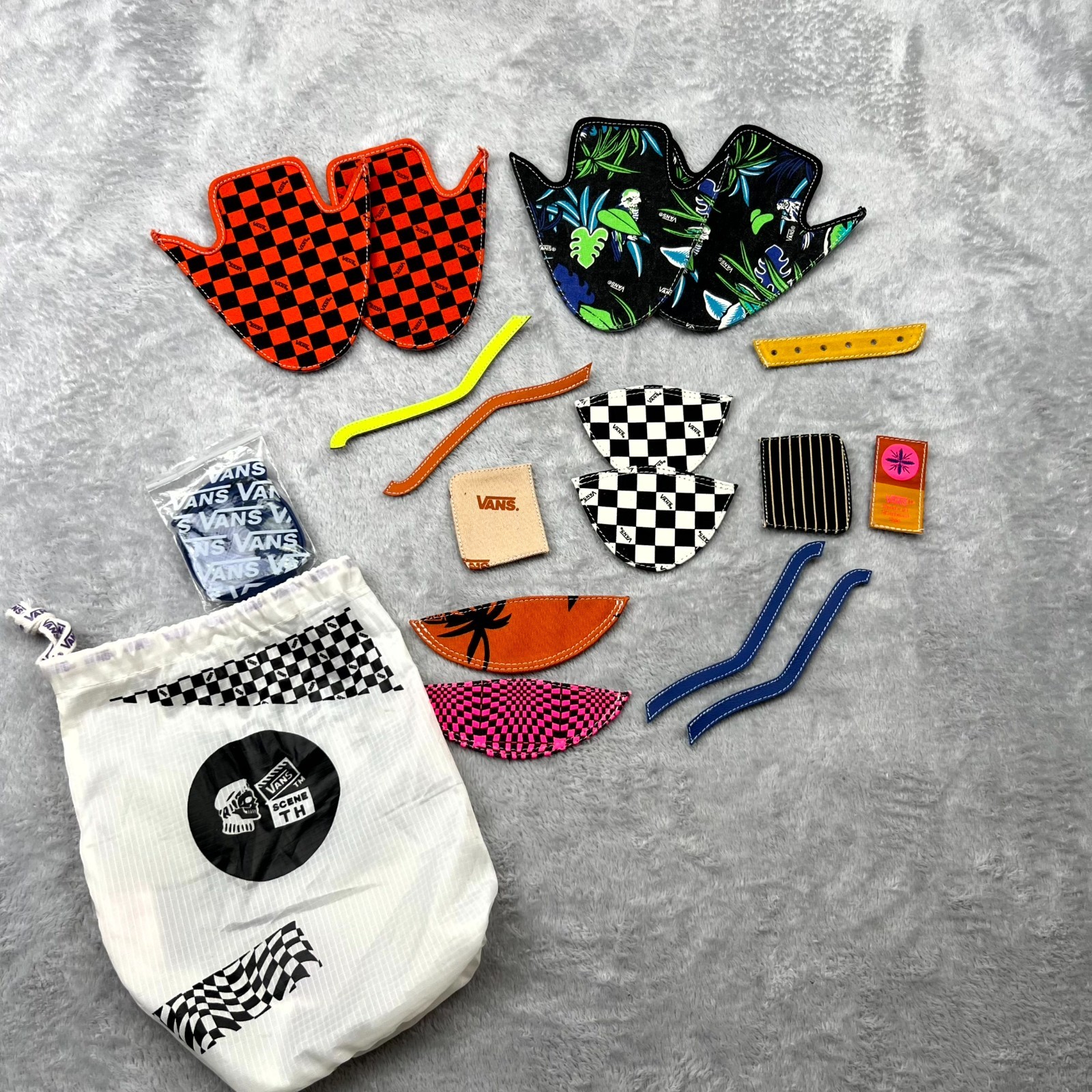 VansVault x Taka Hayashi DIY Design It Yourself Patches Shoes Accessories Set