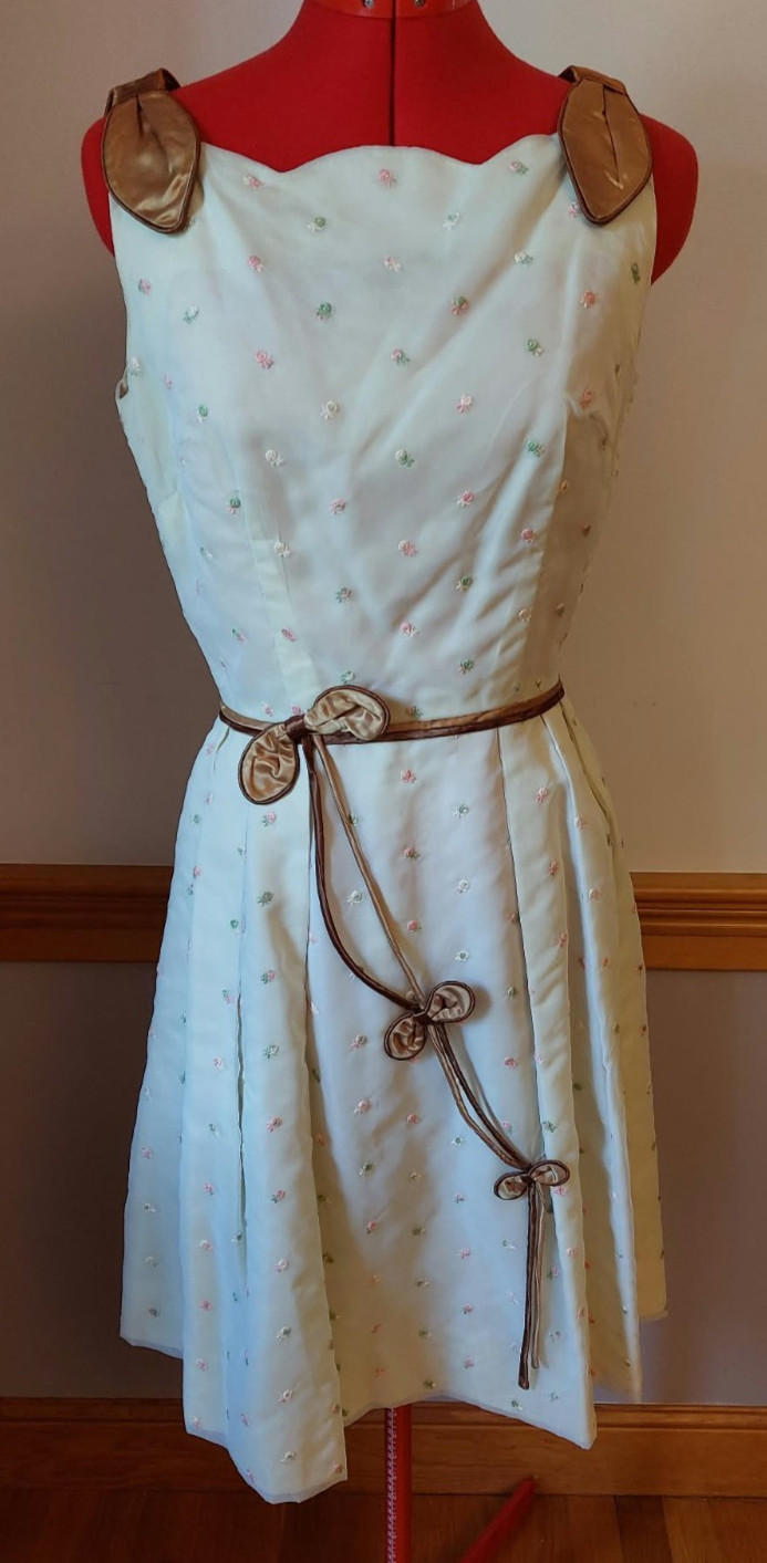 Vtg 1950s Organza Embroidered Party Dress Moire Lining Side Zipper Fit/Flare