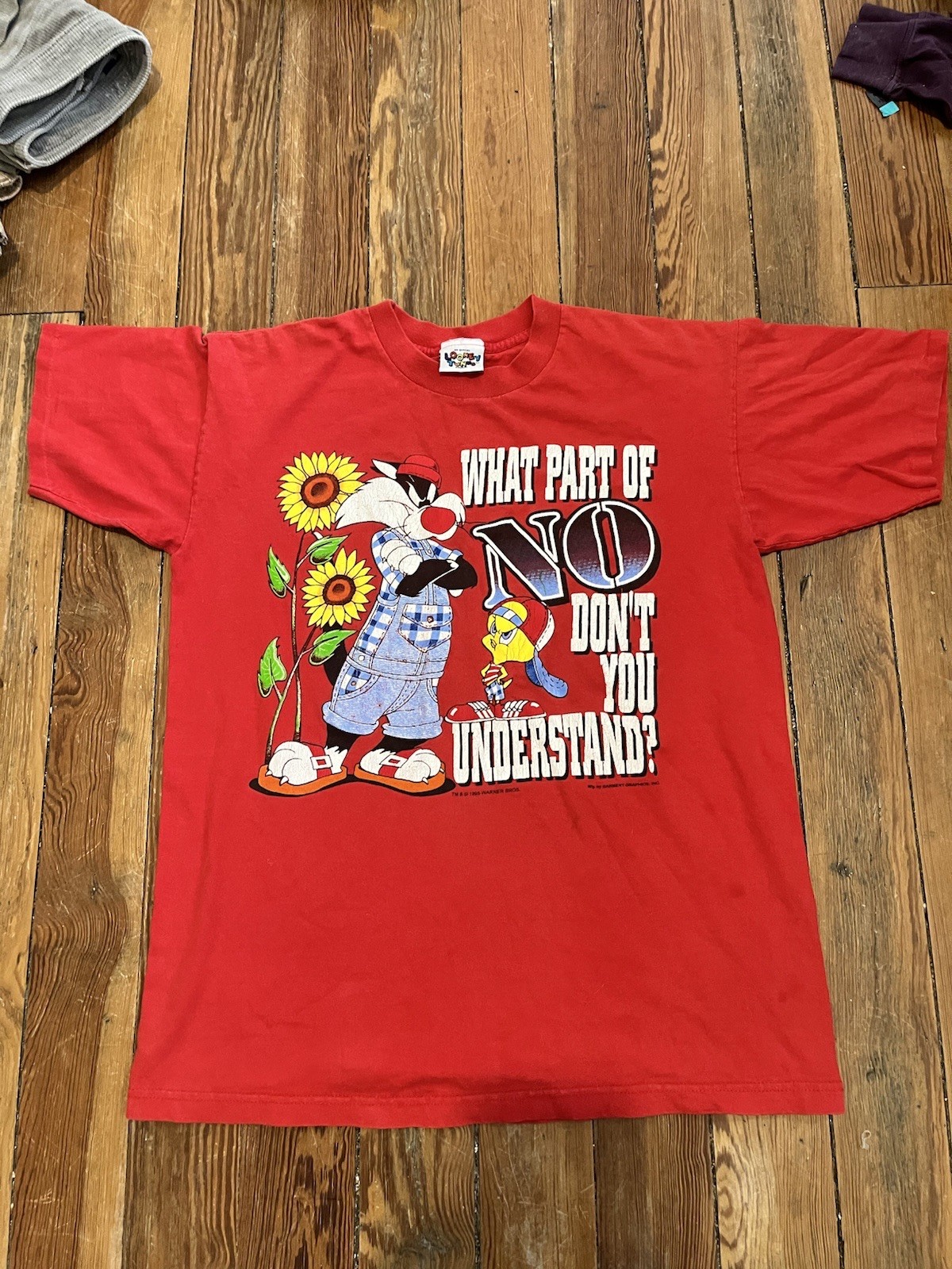 Vintage Looney Tunes Graphic T