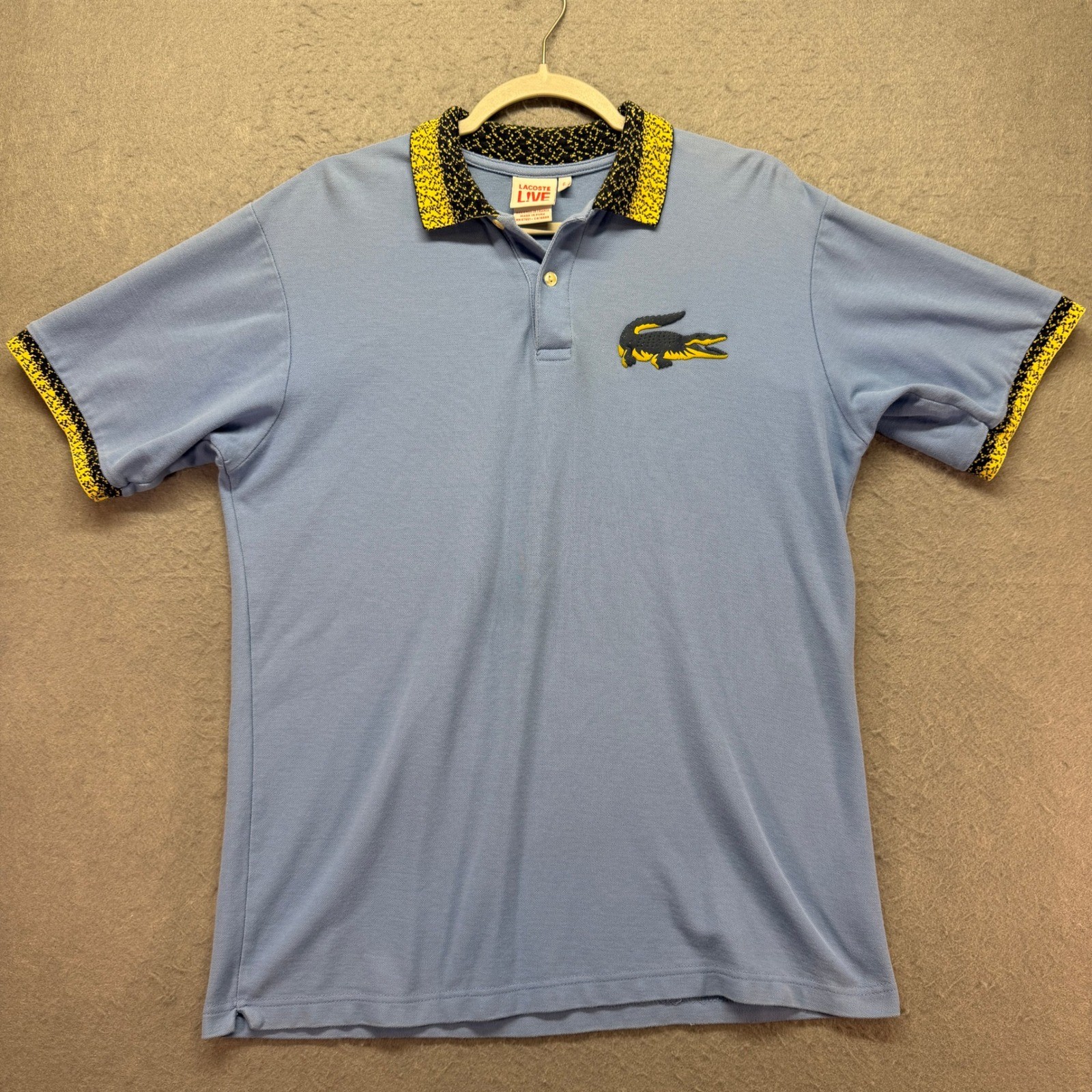 Lacoste LIVE Mens Light Blue Polo Shirt Oversized Logo Graphic Trim Size 6 L