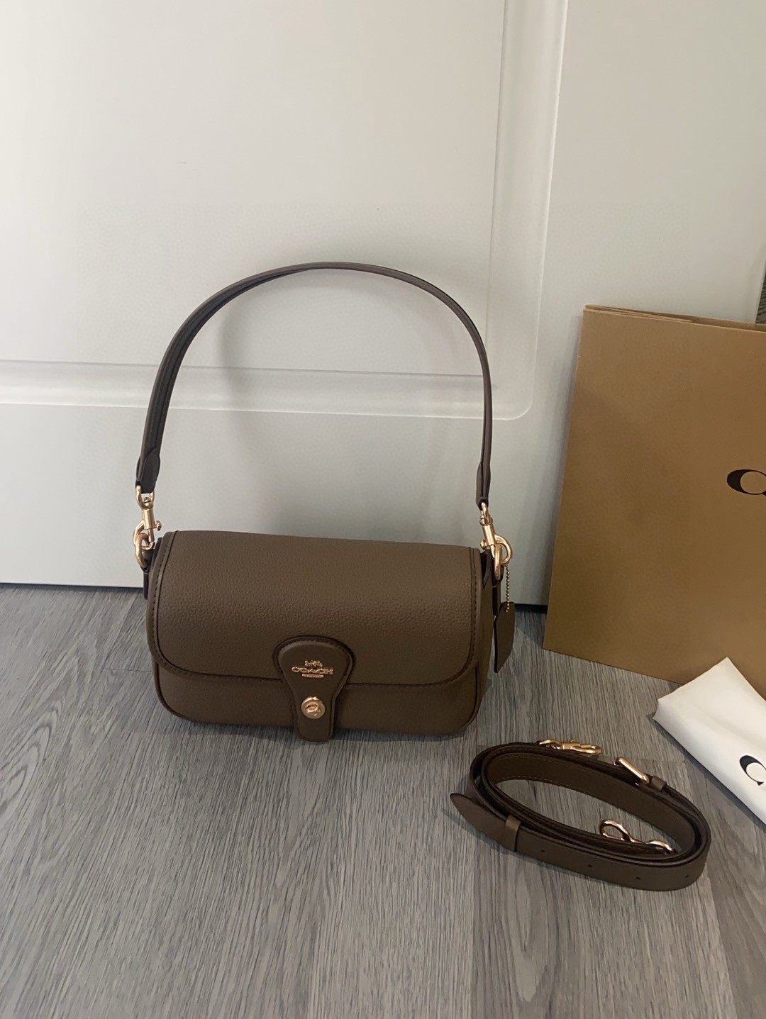 NWT CY683 Hadley Shoulder Bag Crossbody In Leather